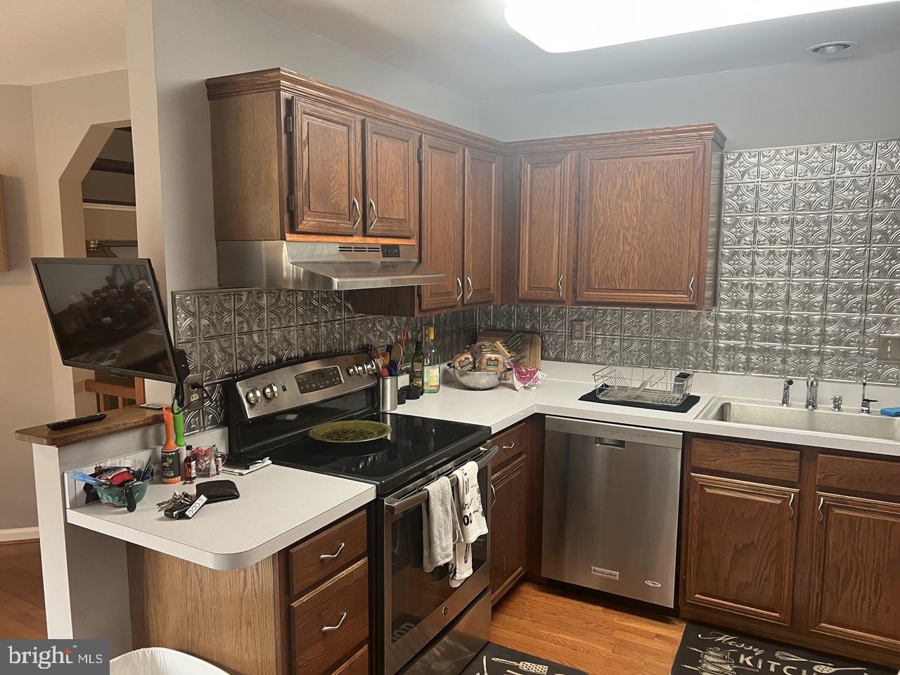 GUNNERS LAKE - Residential