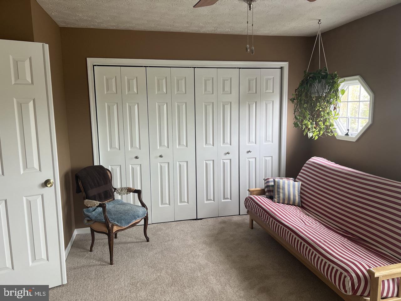 GUNNERS LAKE - Residential