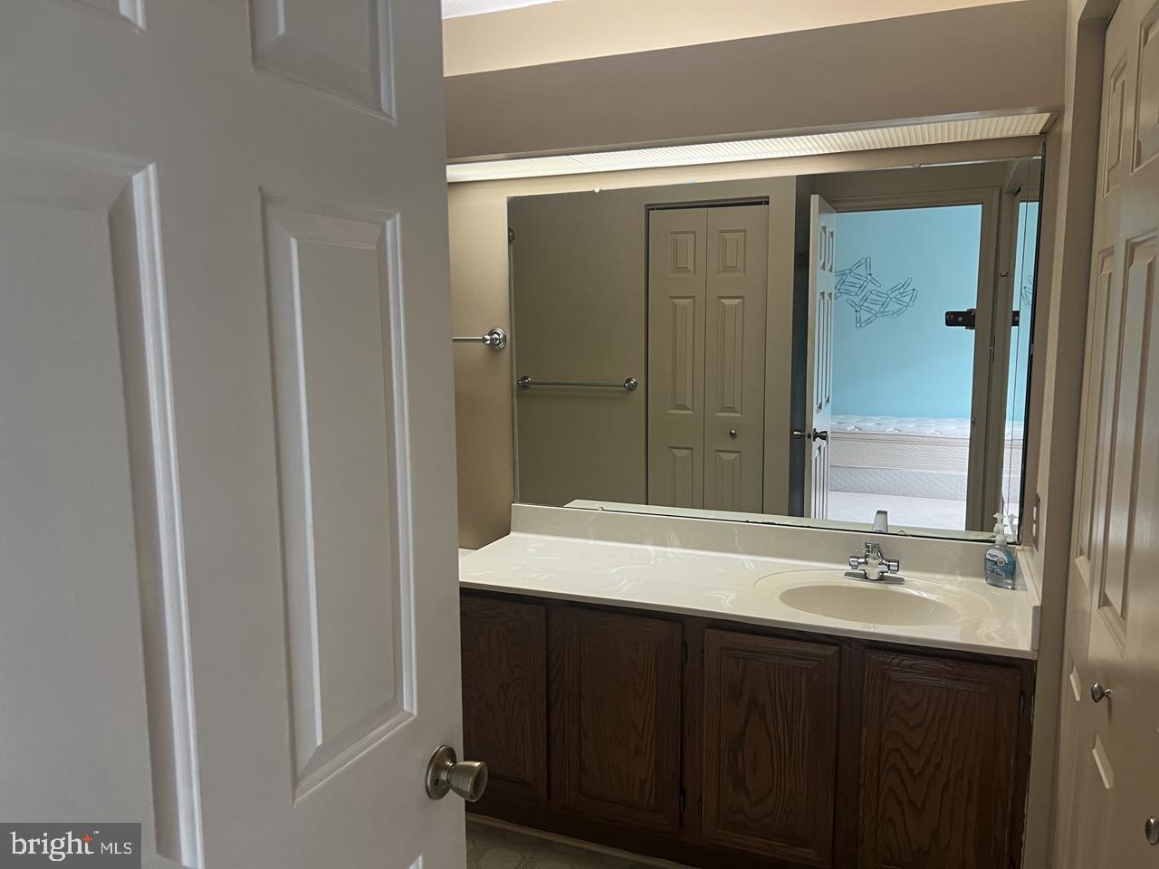 GUNNERS LAKE - Residential