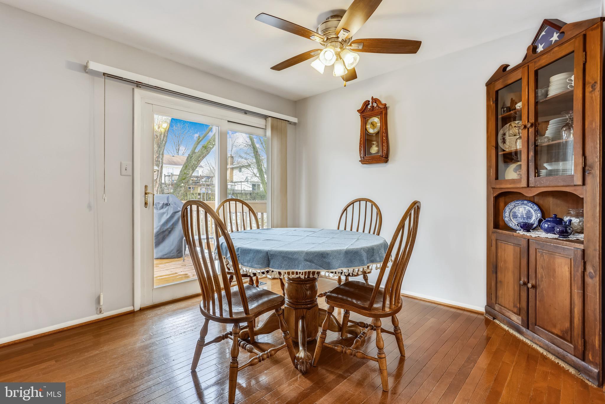 FLOWER HILL - Residential