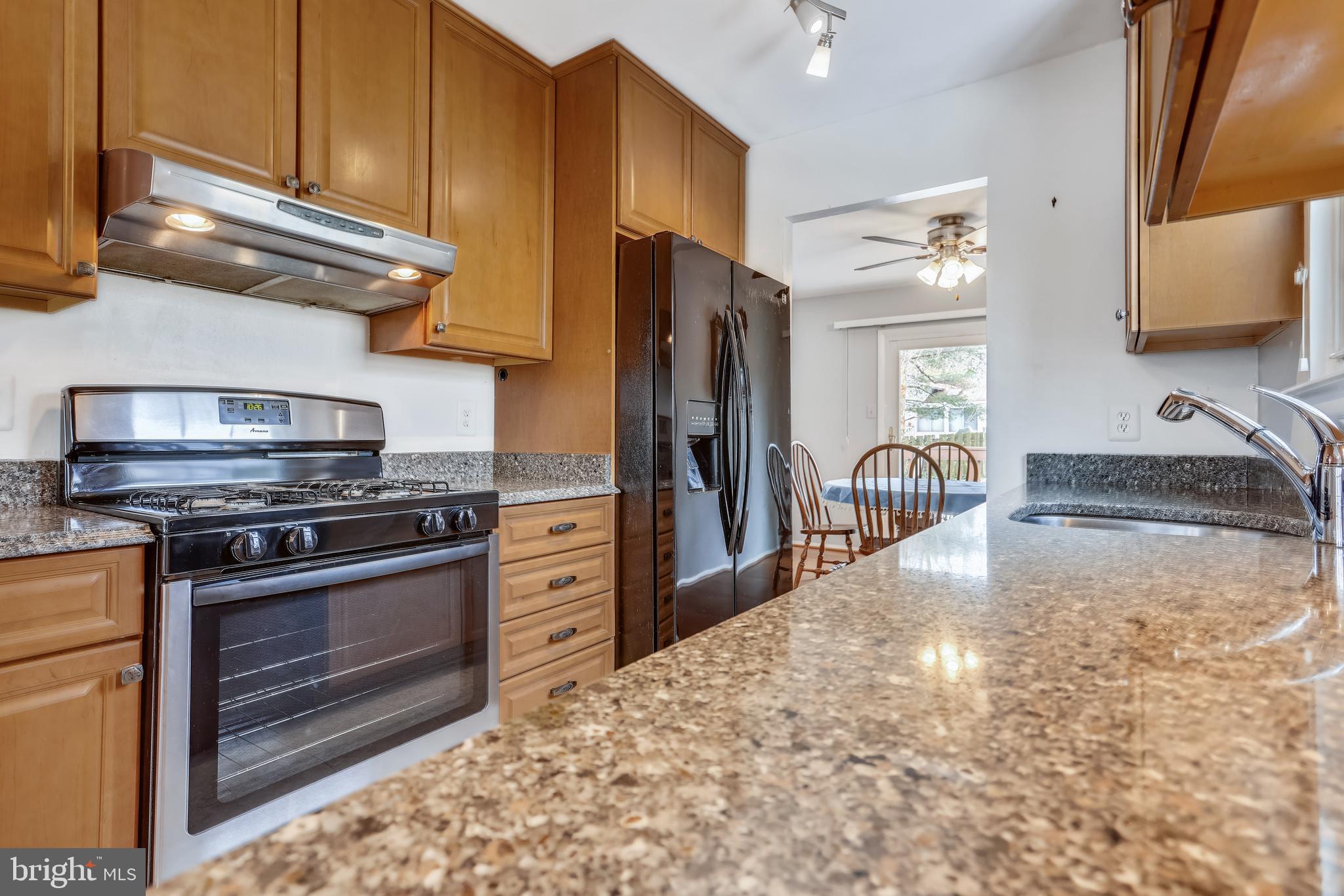 FLOWER HILL - Residential