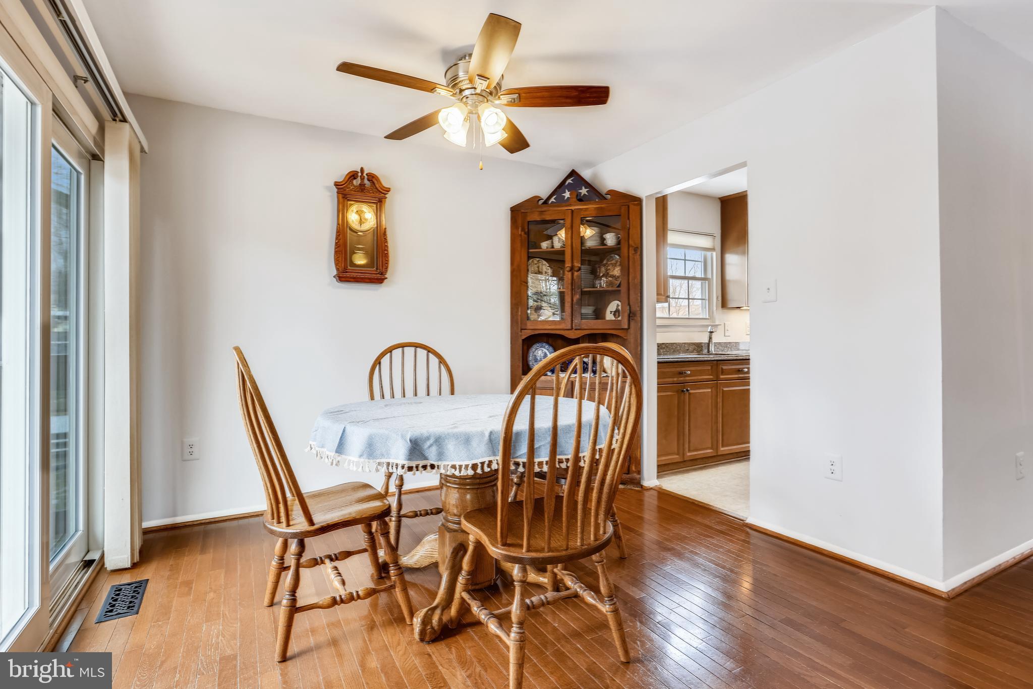 FLOWER HILL - Residential