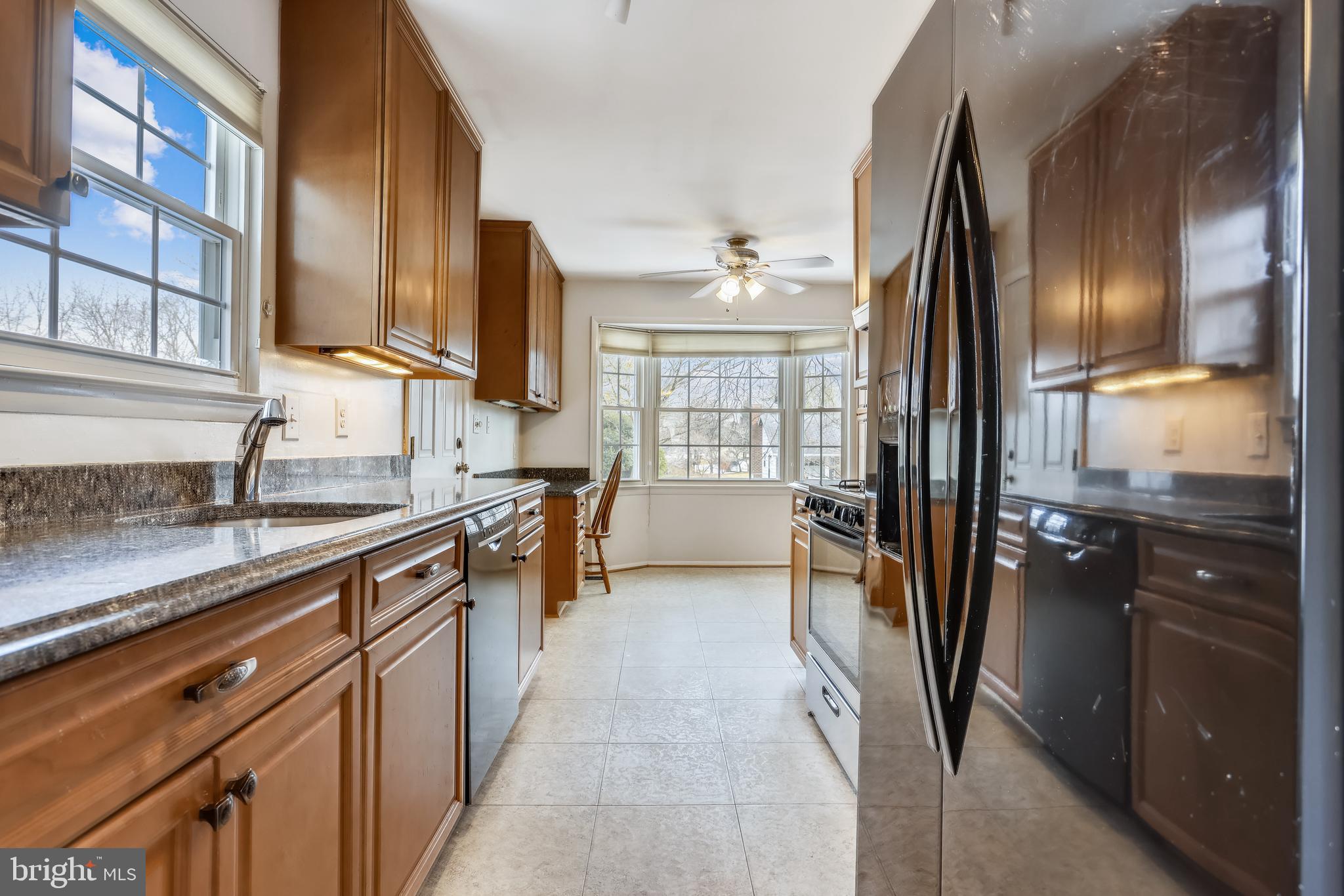 FLOWER HILL - Residential