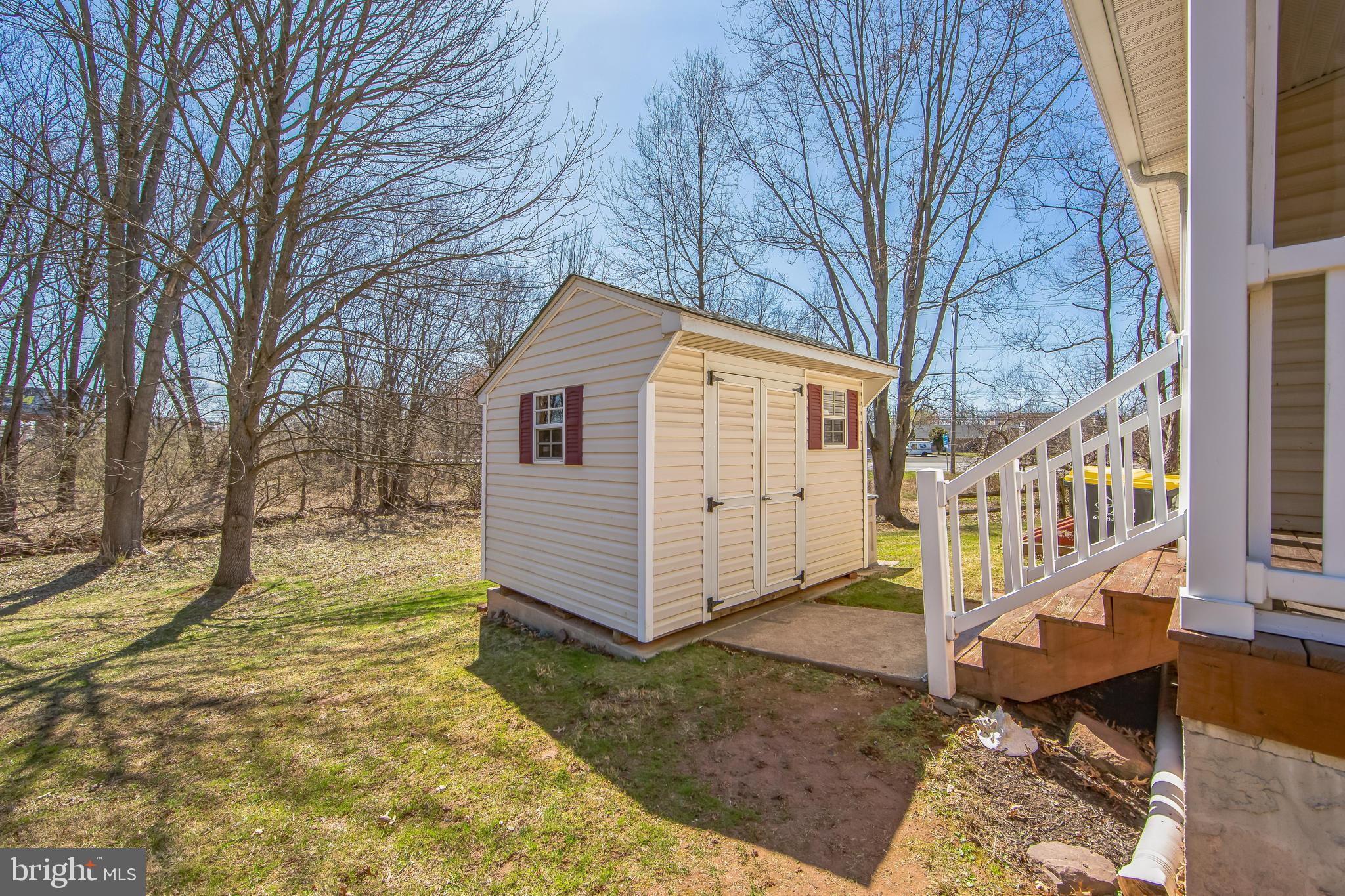 WILLOW RUN - Residential