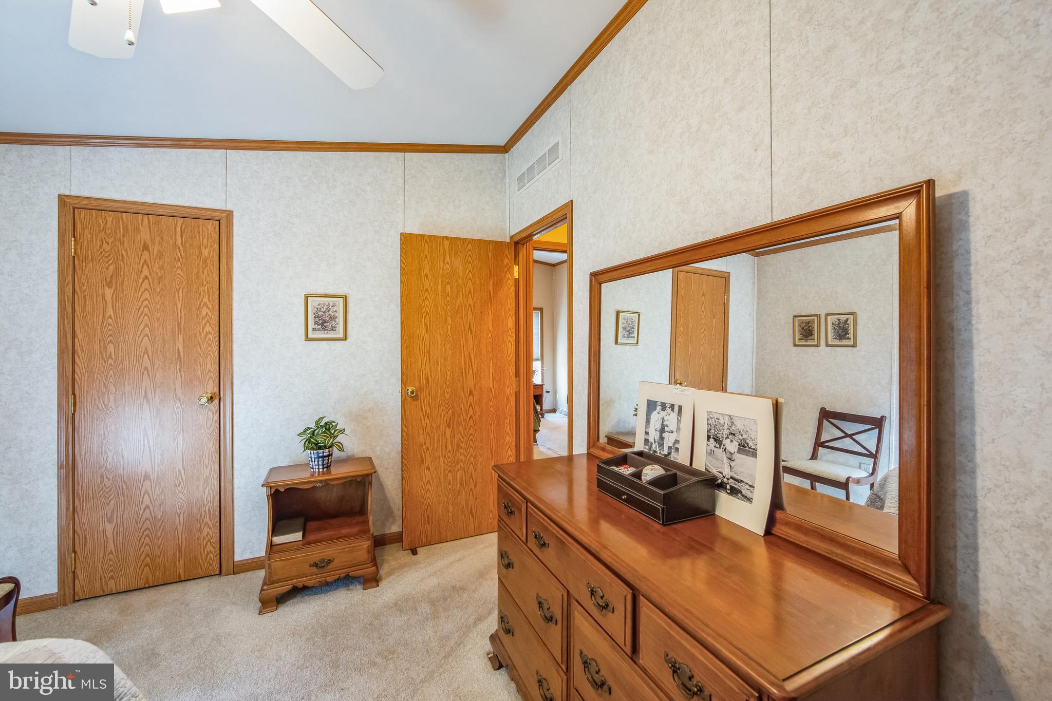 WILLOW RUN - Residential