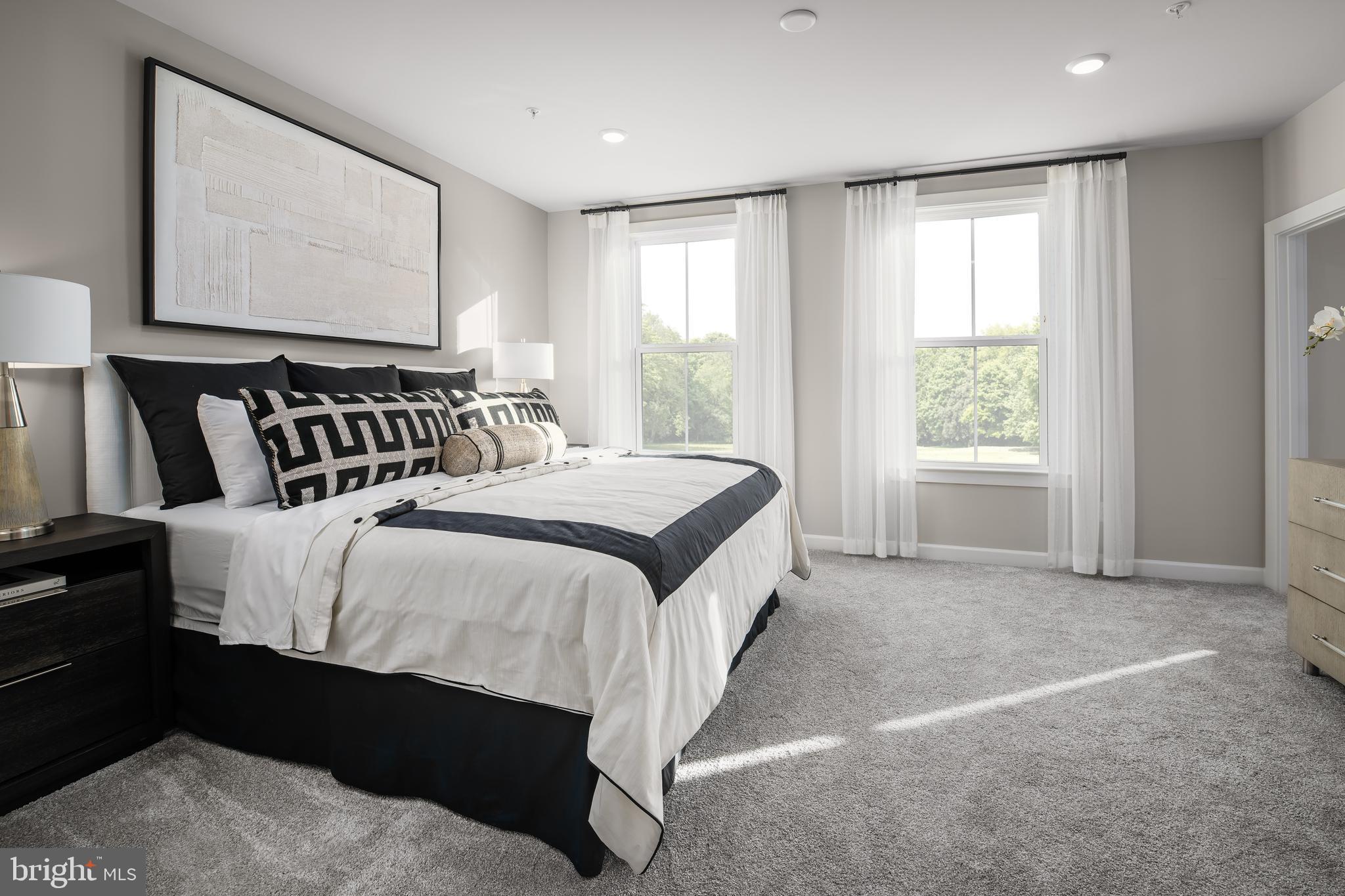 ASHBURN STATION - Residential