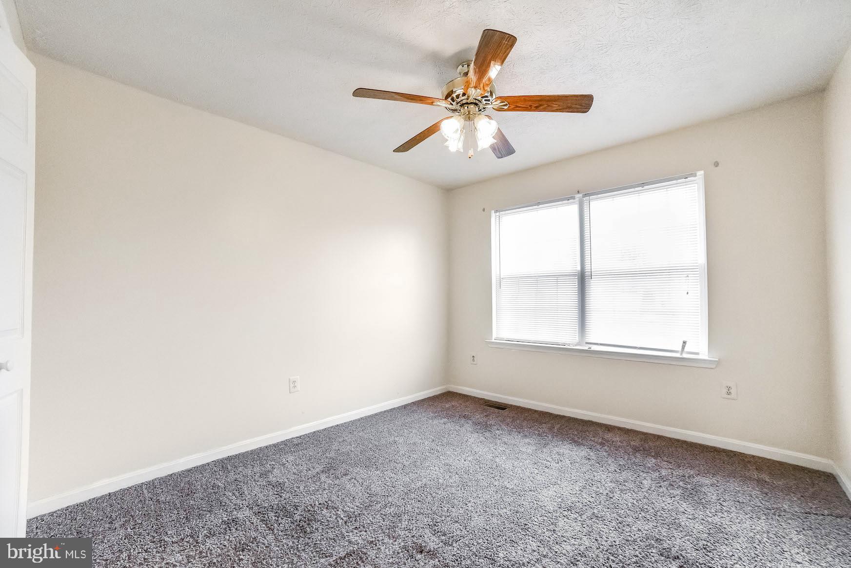 DORCHESTER - ST. CHARLES - Residential