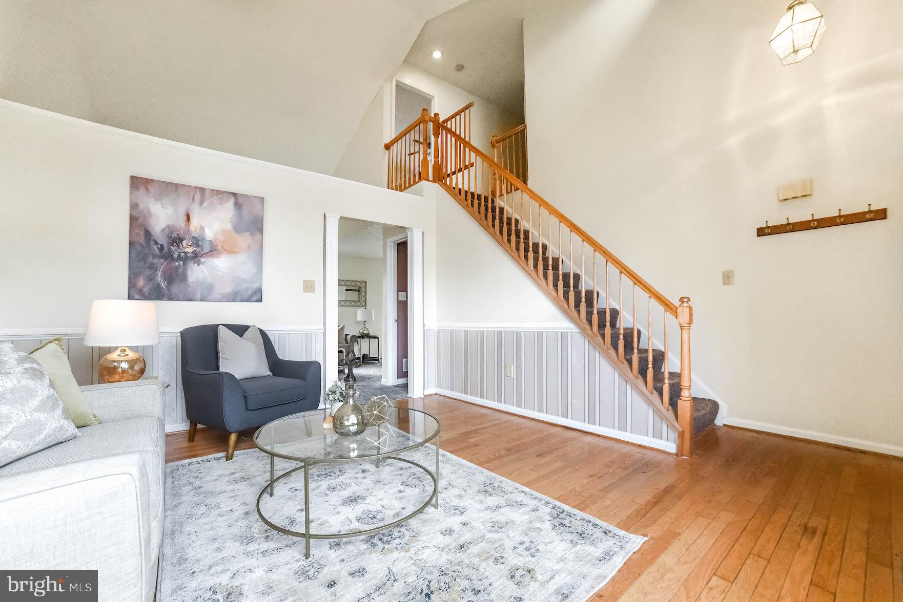 DORCHESTER - ST. CHARLES - Residential