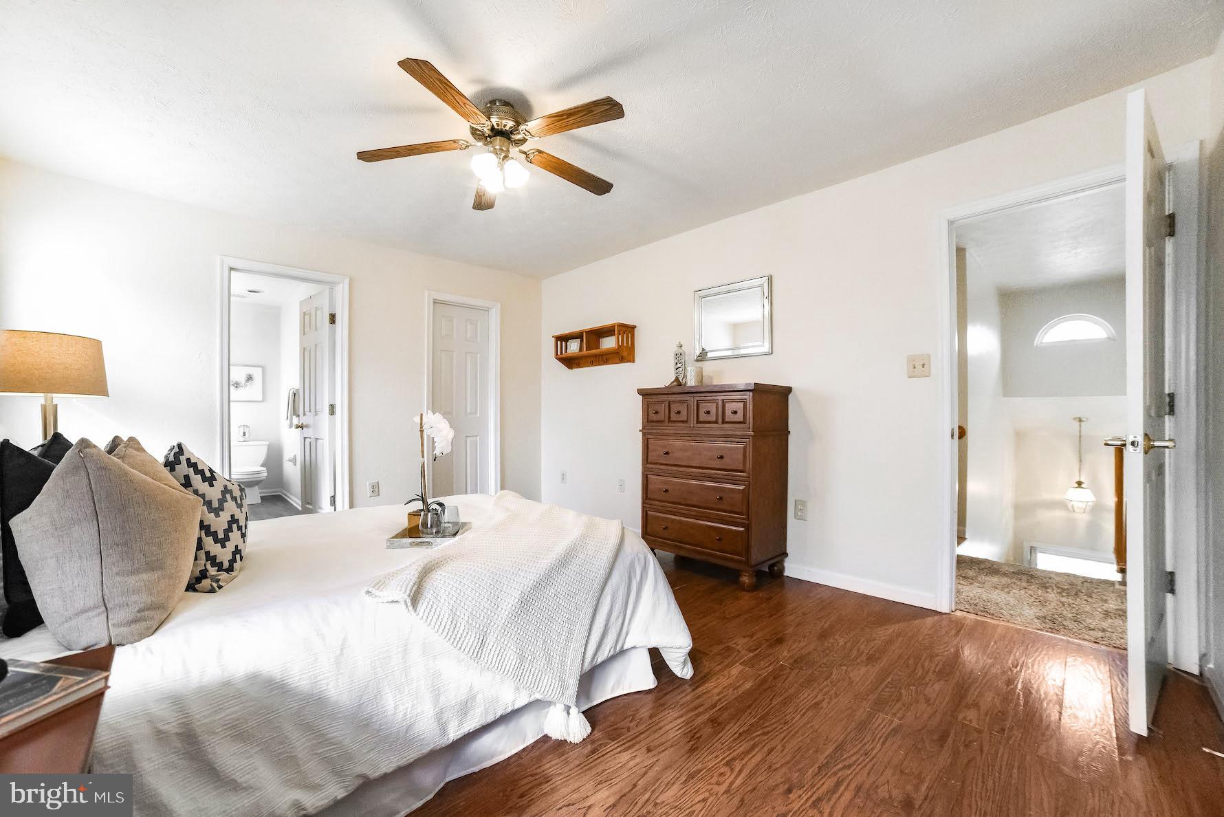 DORCHESTER - ST. CHARLES - Residential