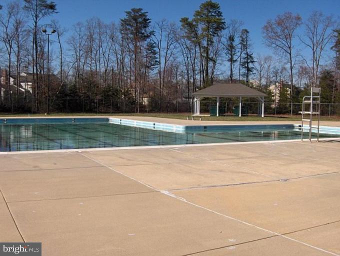 DORCHESTER - ST. CHARLES - Residential