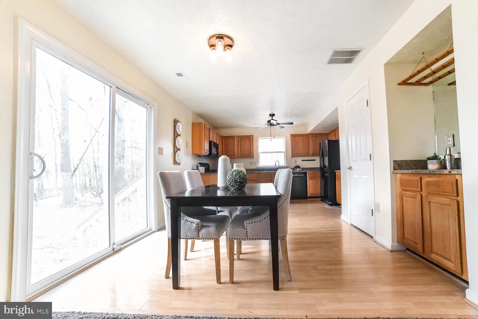 DORCHESTER - ST. CHARLES - Residential