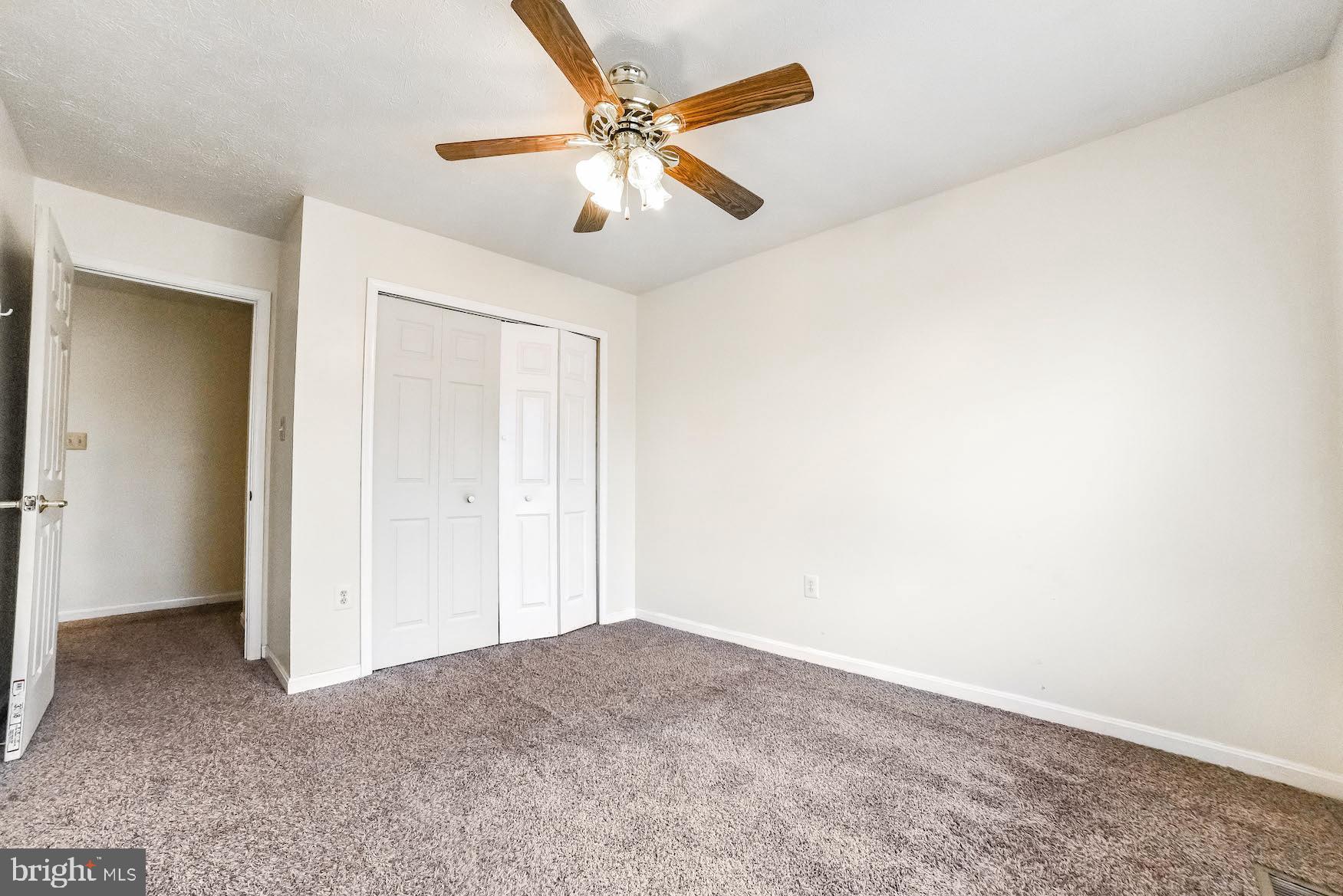 DORCHESTER - ST. CHARLES - Residential