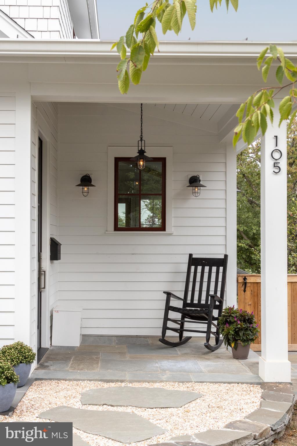 GROVES - Residential