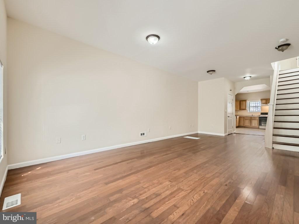 2316 E MADISON STREET