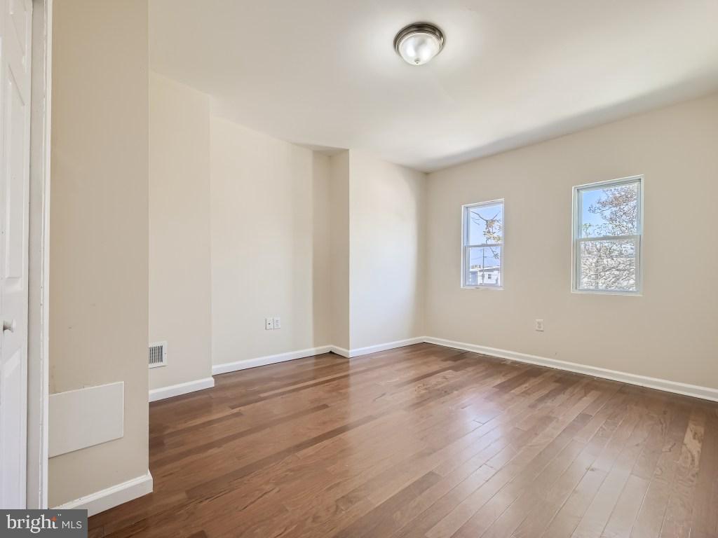 MILTON-MONTFORD - Residential