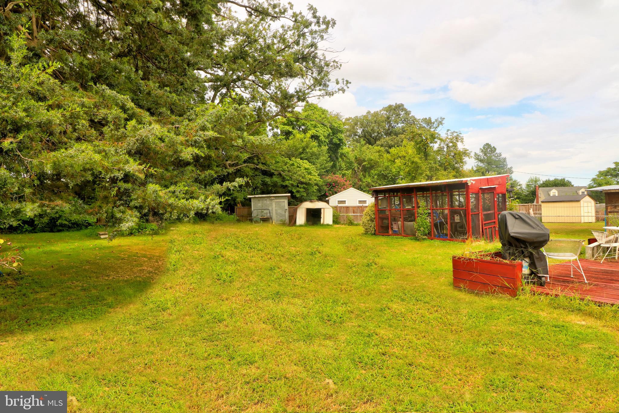 OLAN PLAZA - Residential