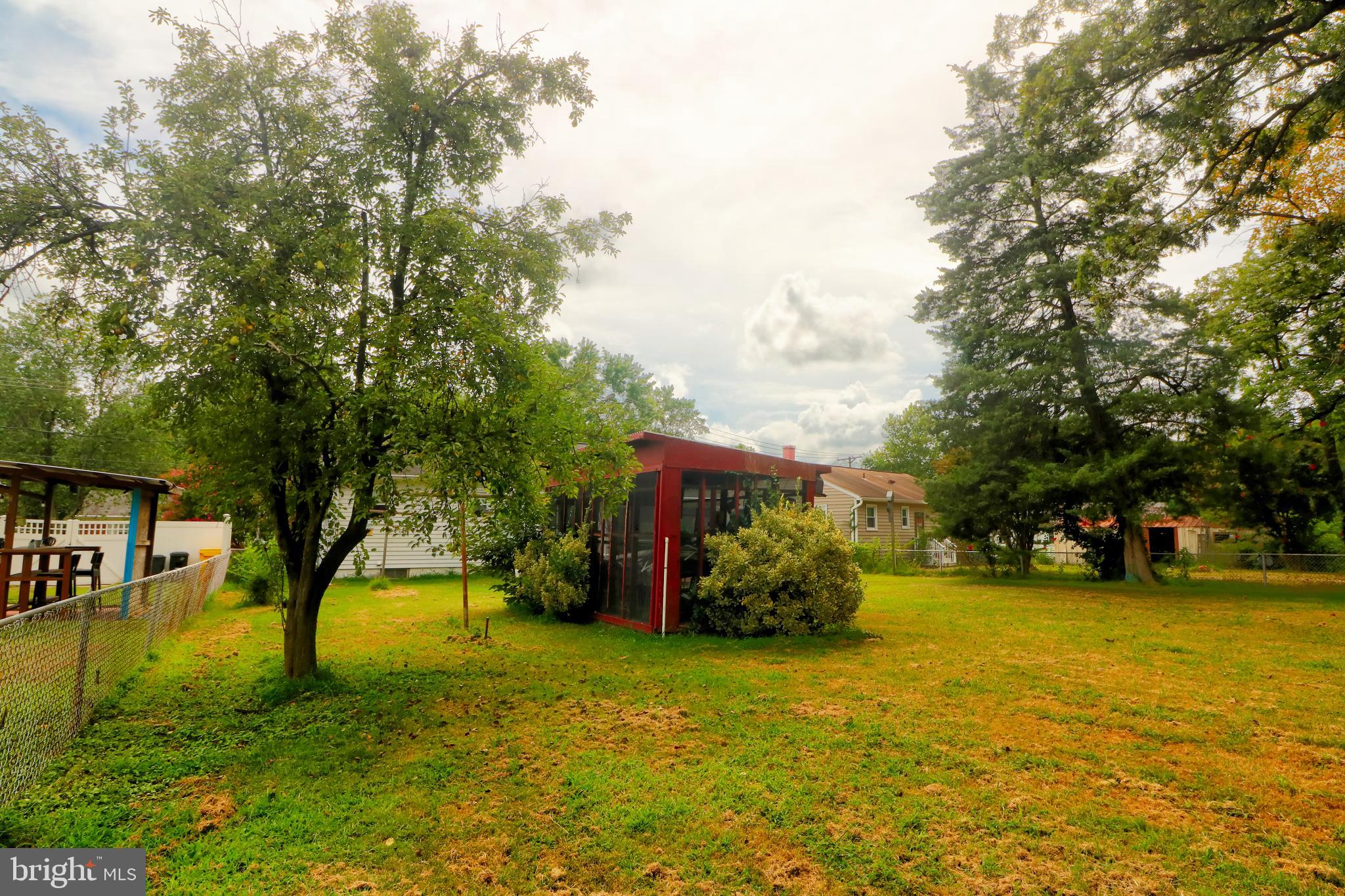 OLAN PLAZA - Residential