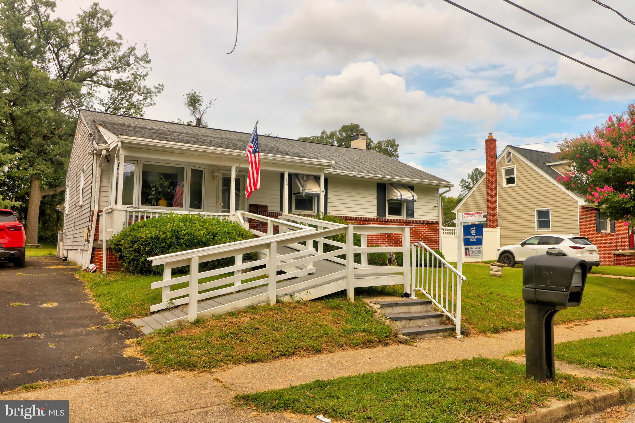 OLAN PLAZA - Residential