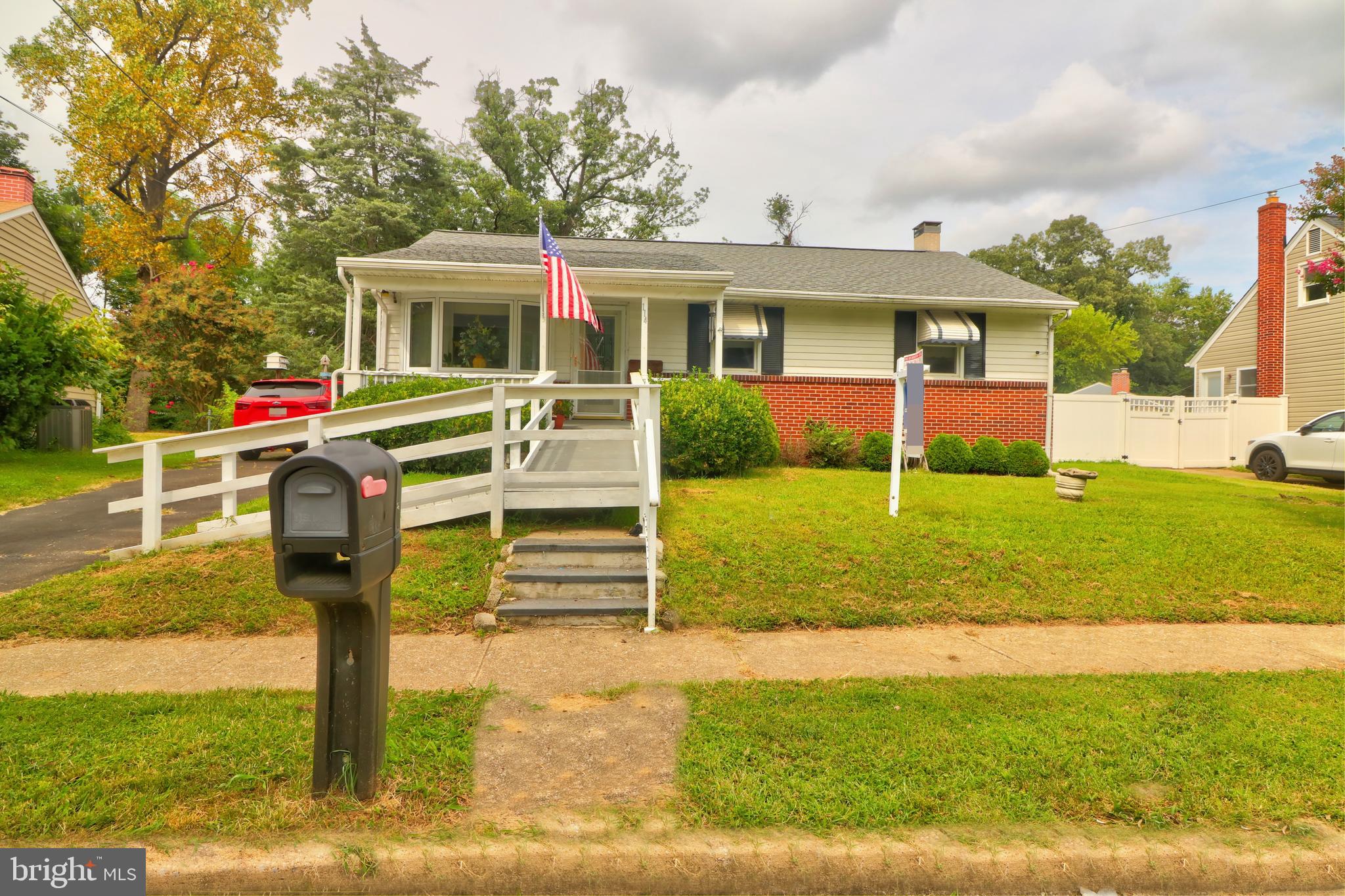 OLAN PLAZA - Residential