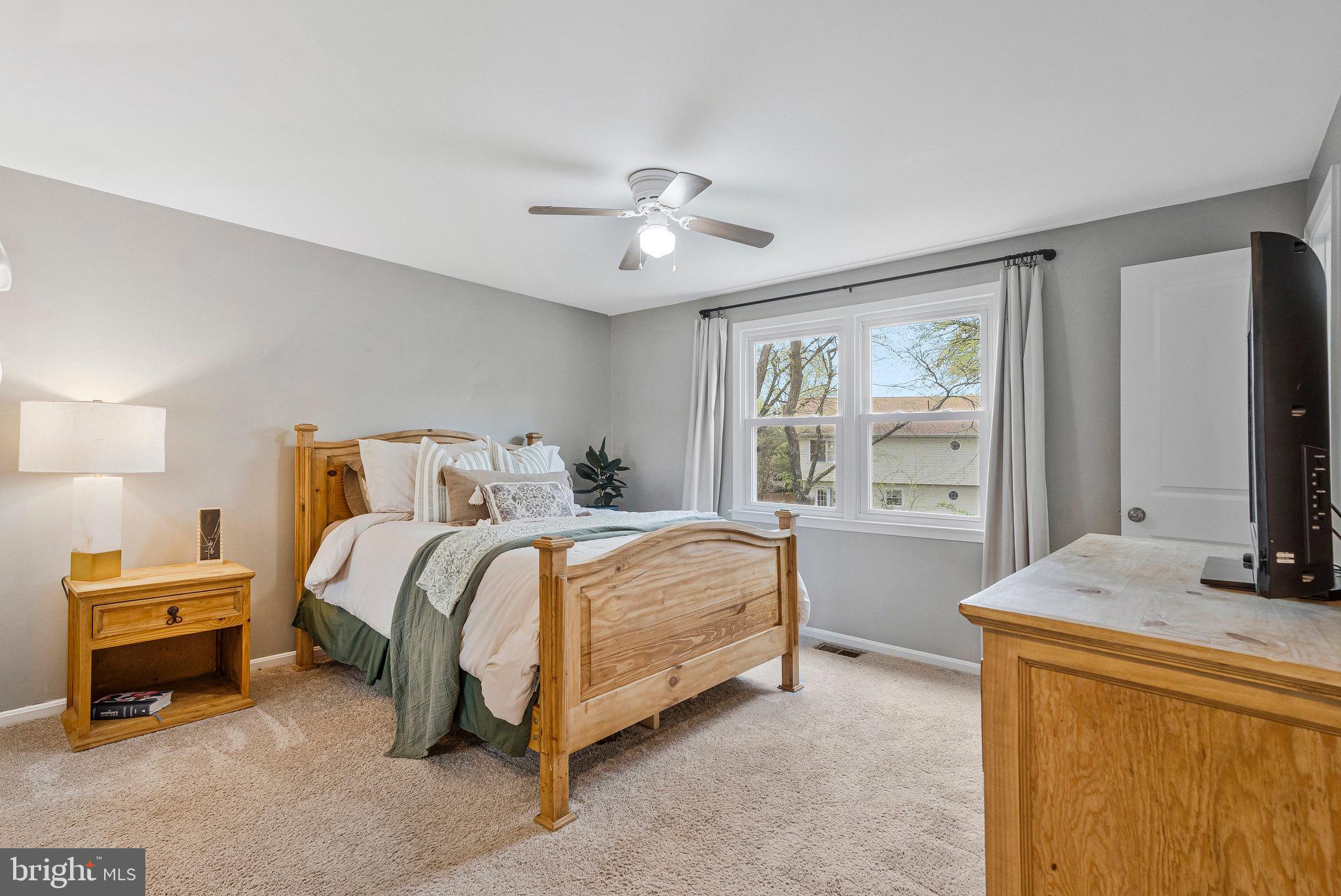 HUNTERS CREEK - Residential