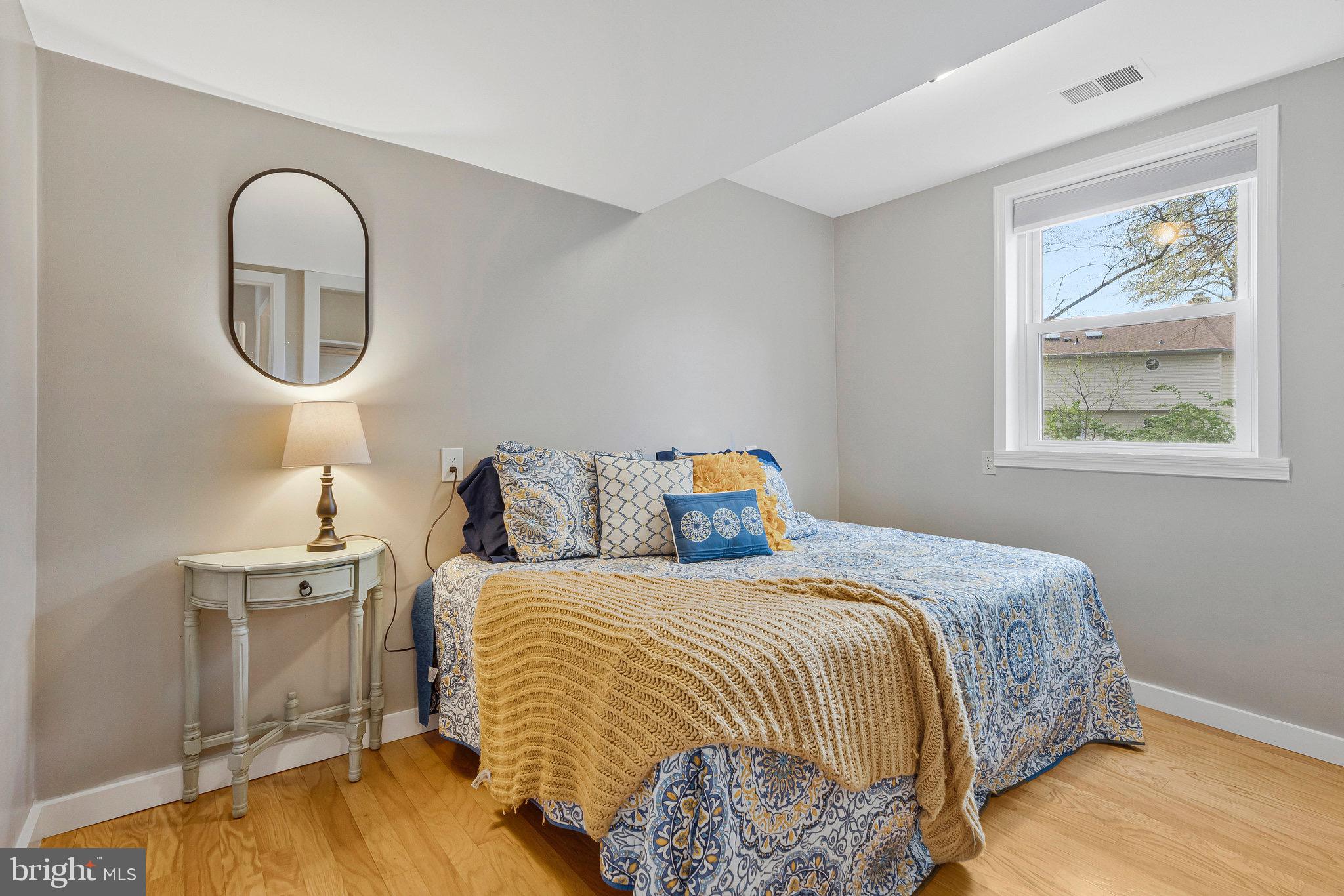 HUNTERS CREEK - Residential