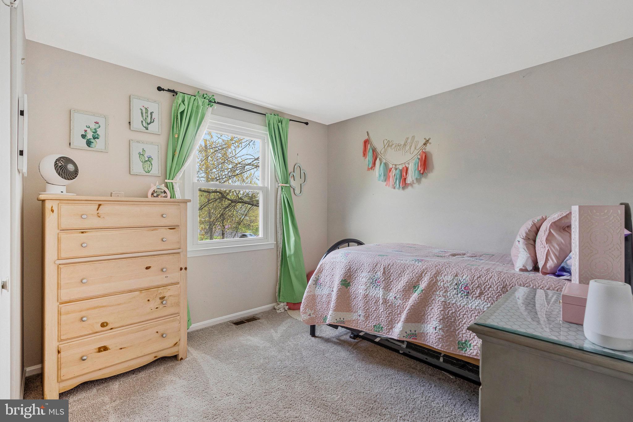 HUNTERS CREEK - Residential