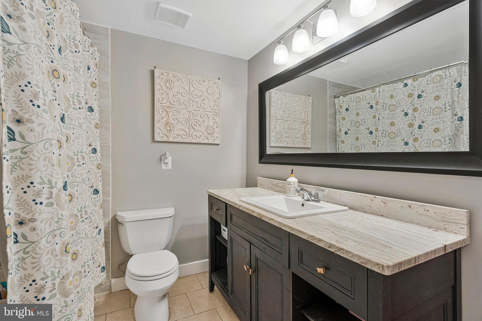 HUNTERS CREEK - Residential