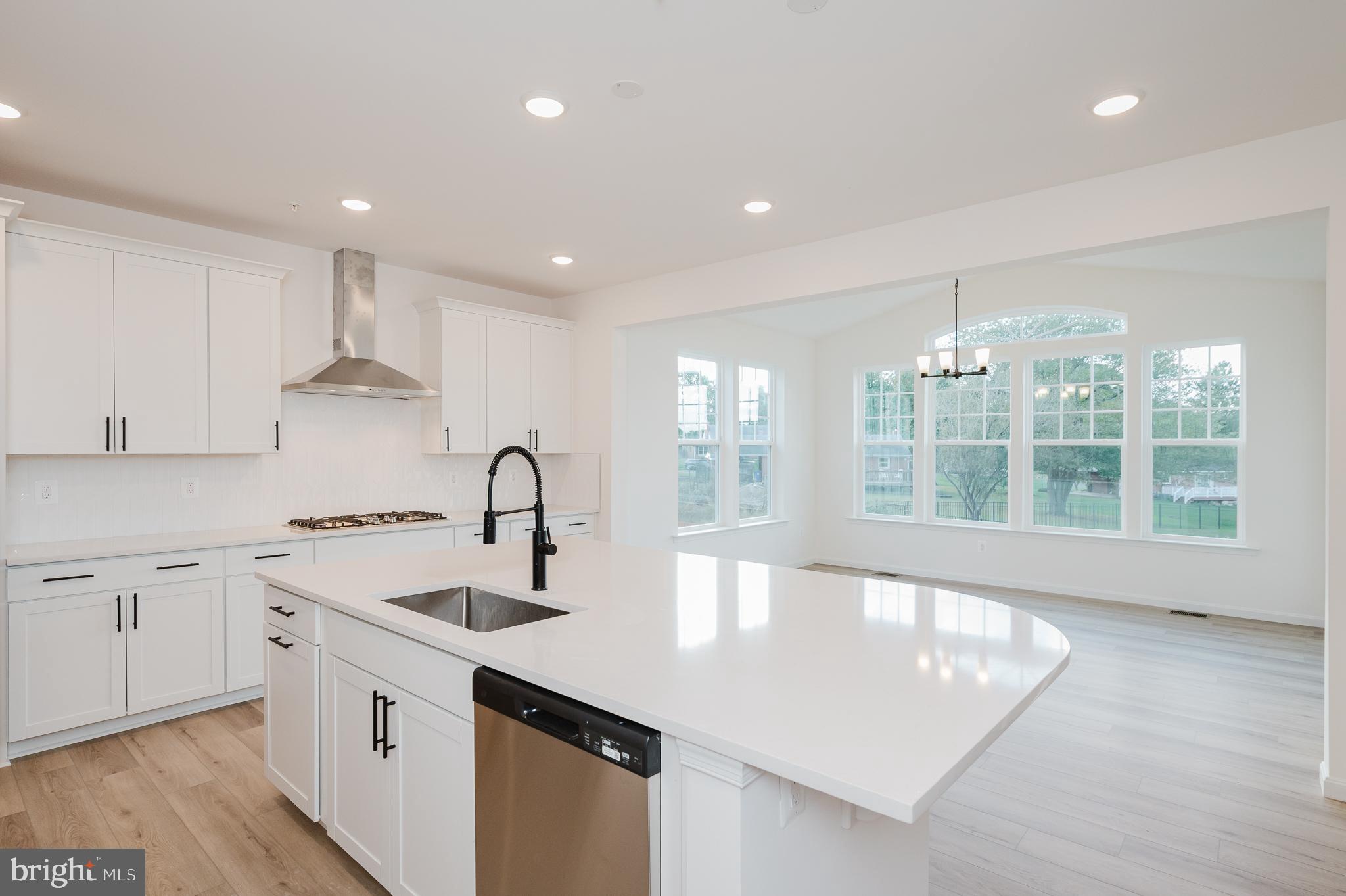 ROBERTS CROSSING - Residential