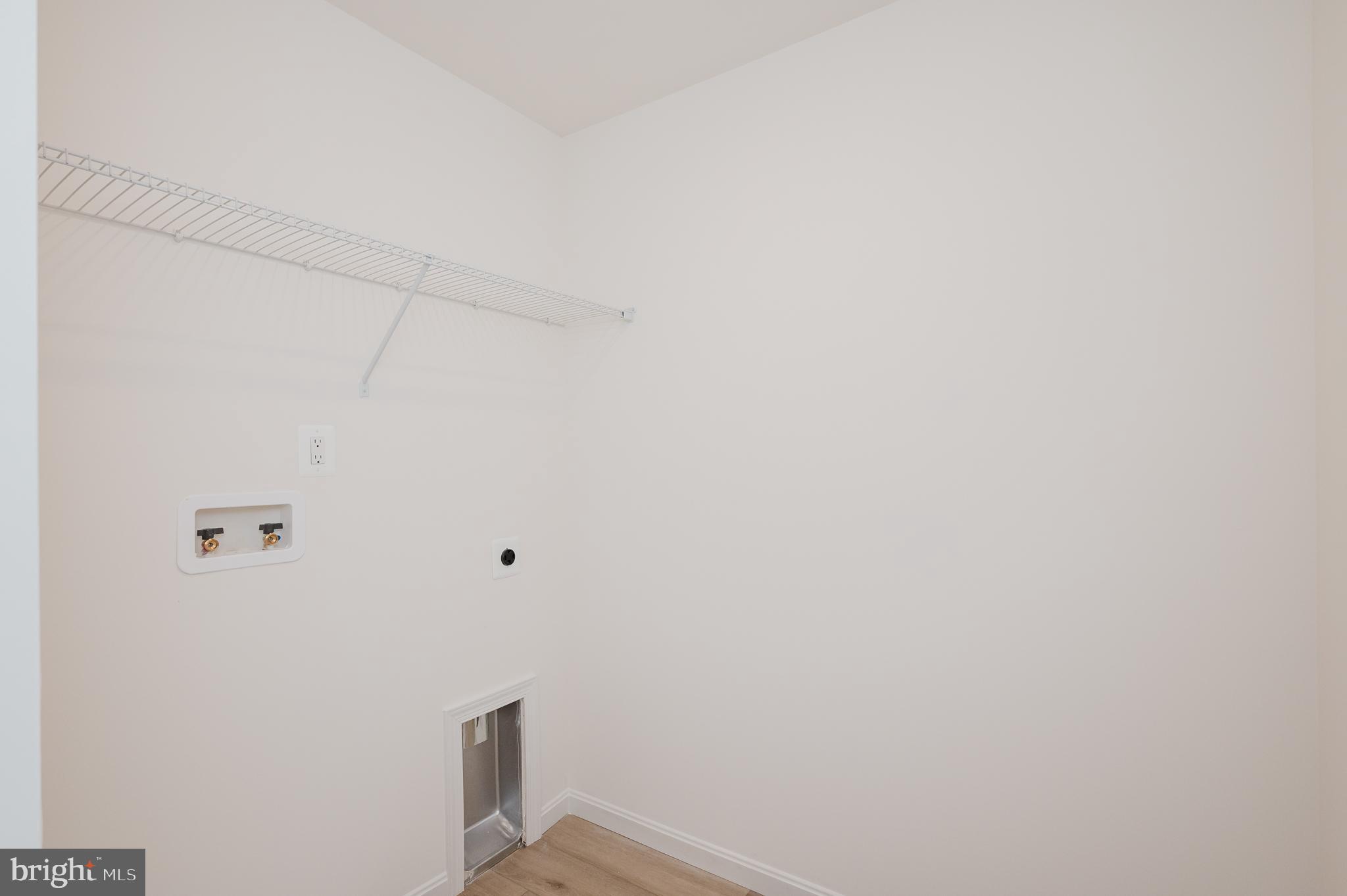 ROBERTS CROSSING - Residential