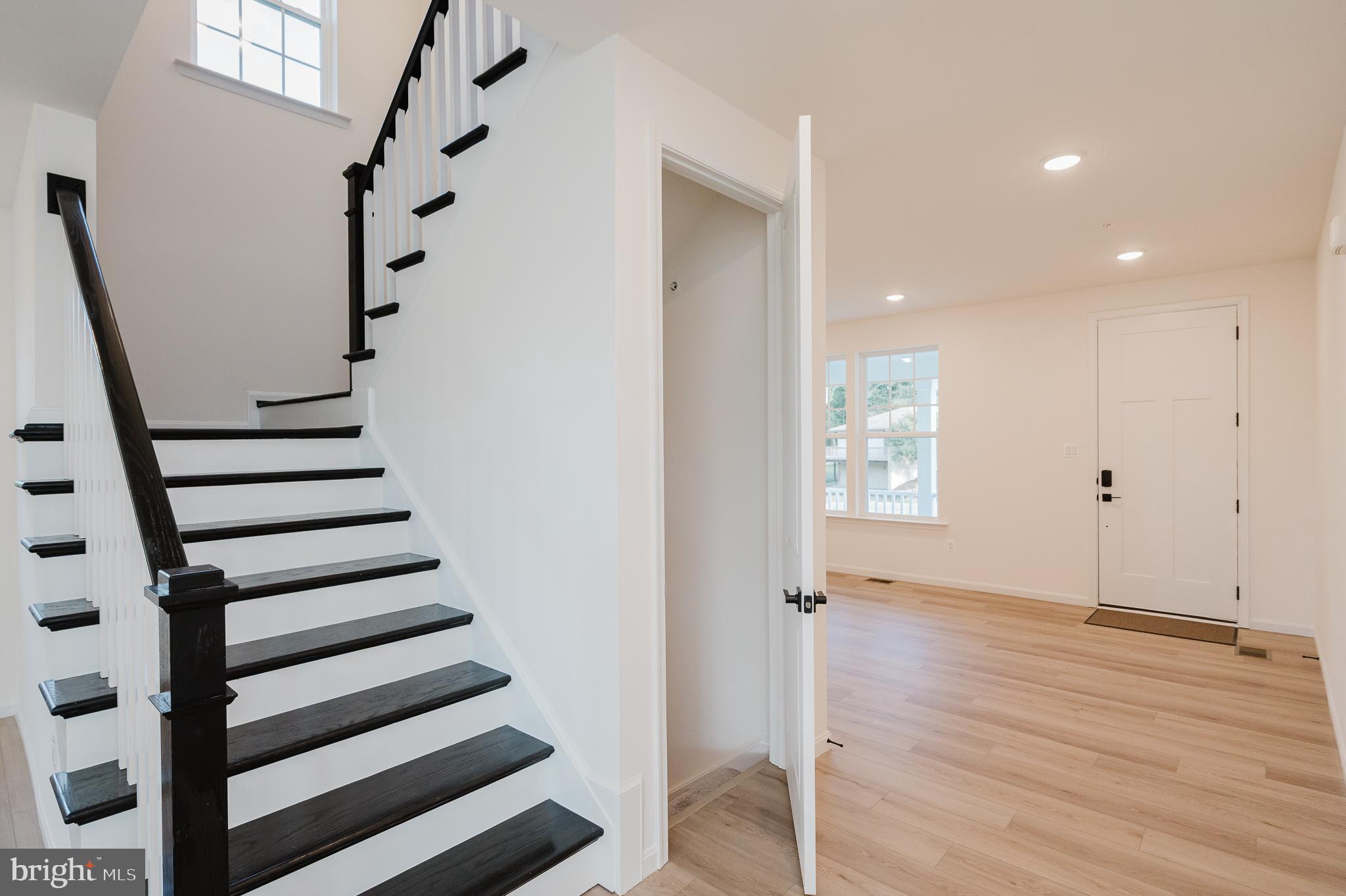 ROBERTS CROSSING - Residential