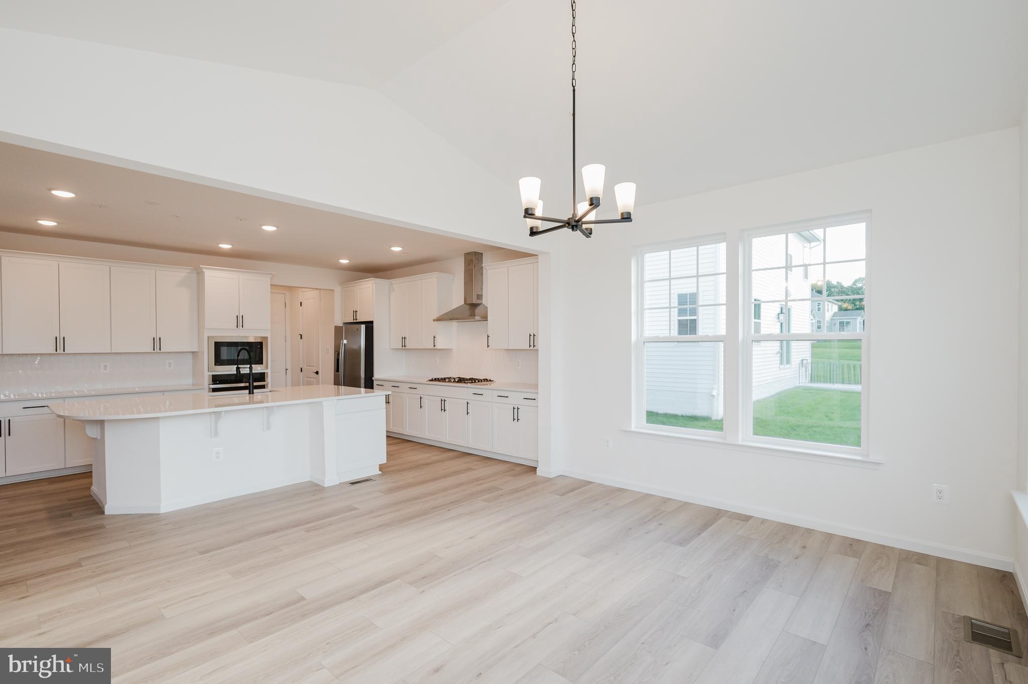 ROBERTS CROSSING - Residential