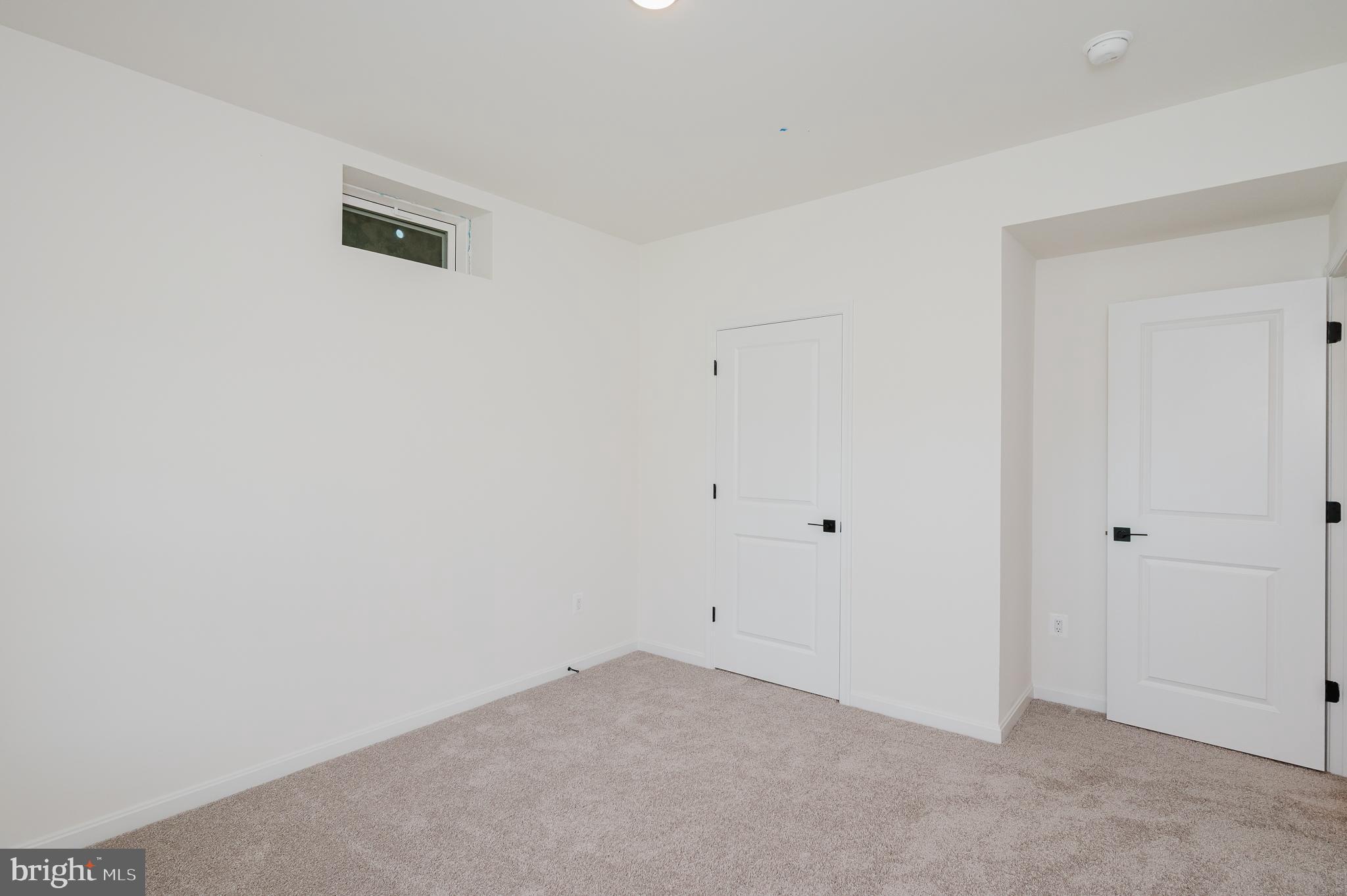 ROBERTS CROSSING - Residential