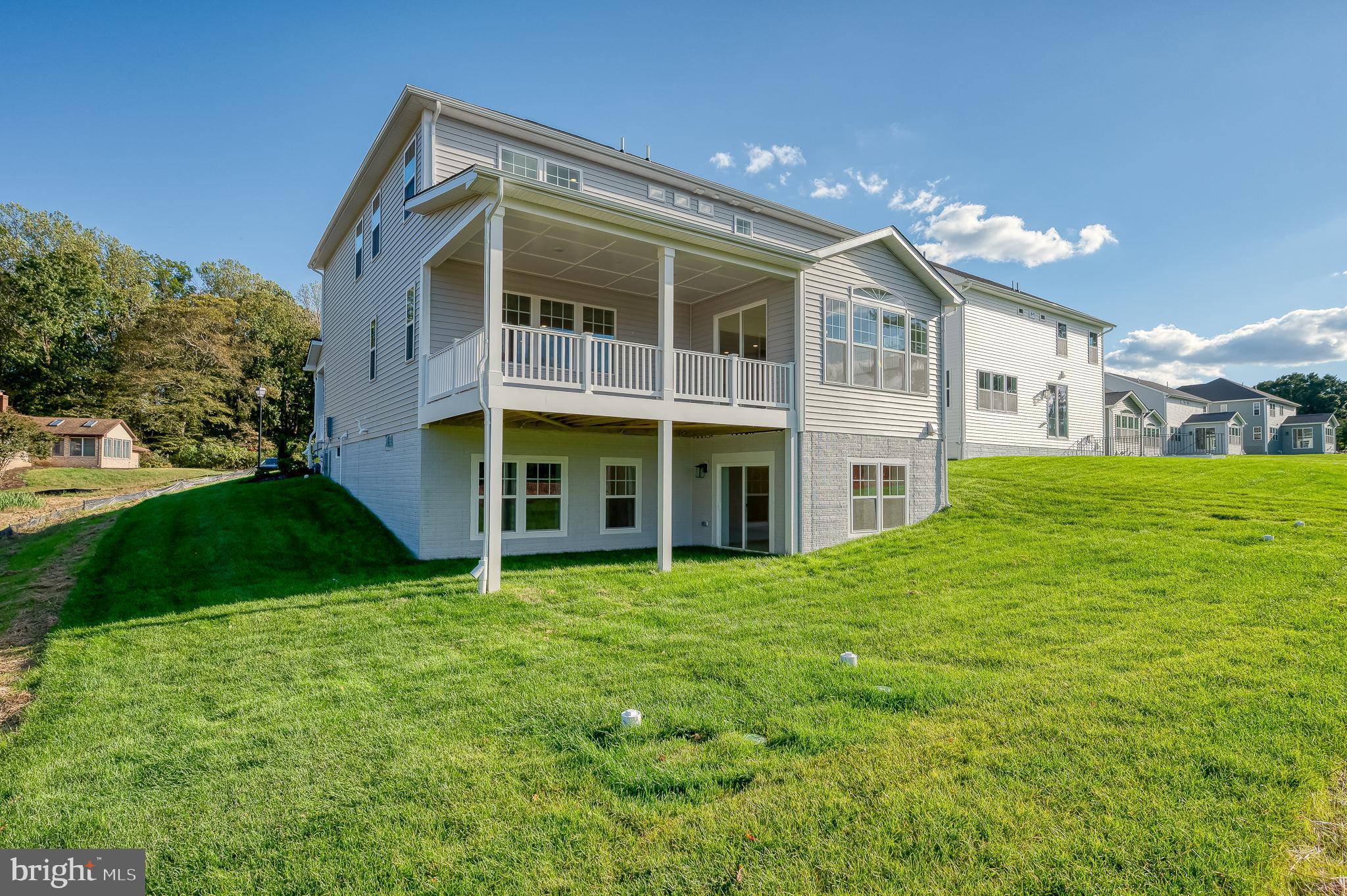 ROBERTS CROSSING - Residential