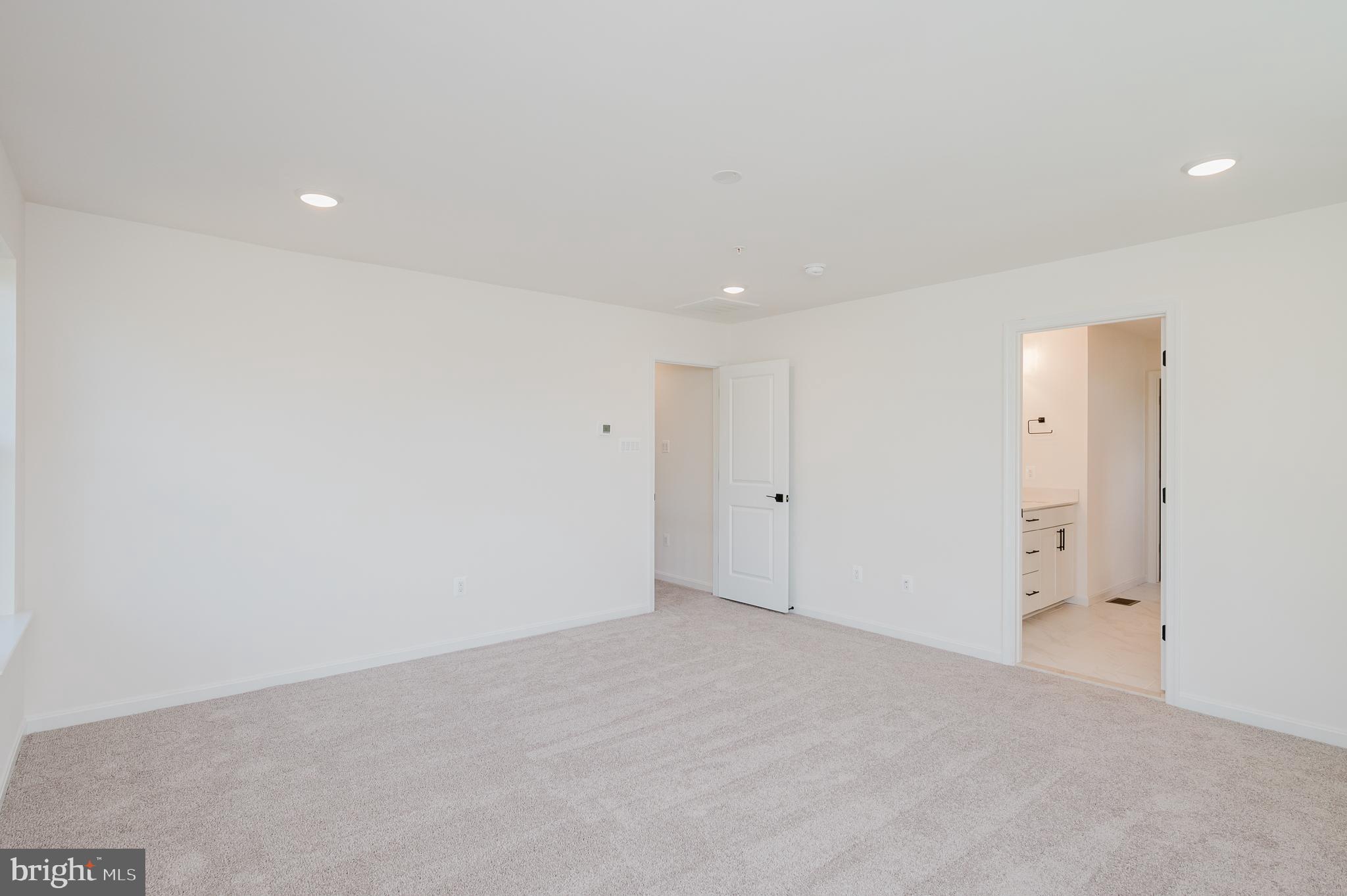 ROBERTS CROSSING - Residential