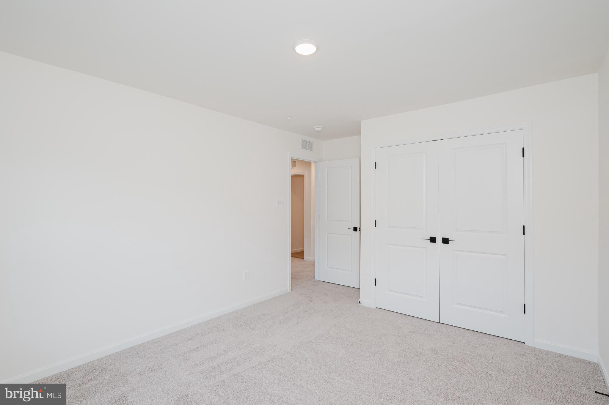 ROBERTS CROSSING - Residential