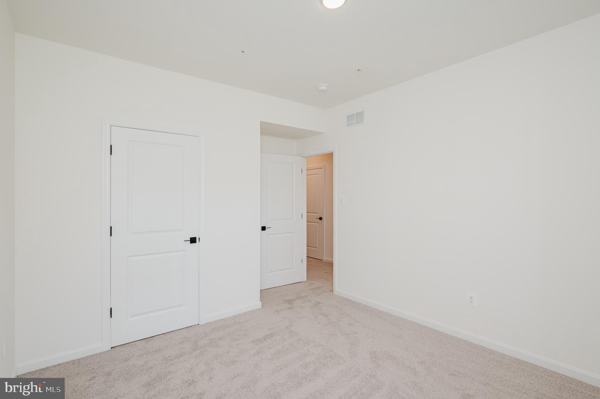 ROBERTS CROSSING - Residential