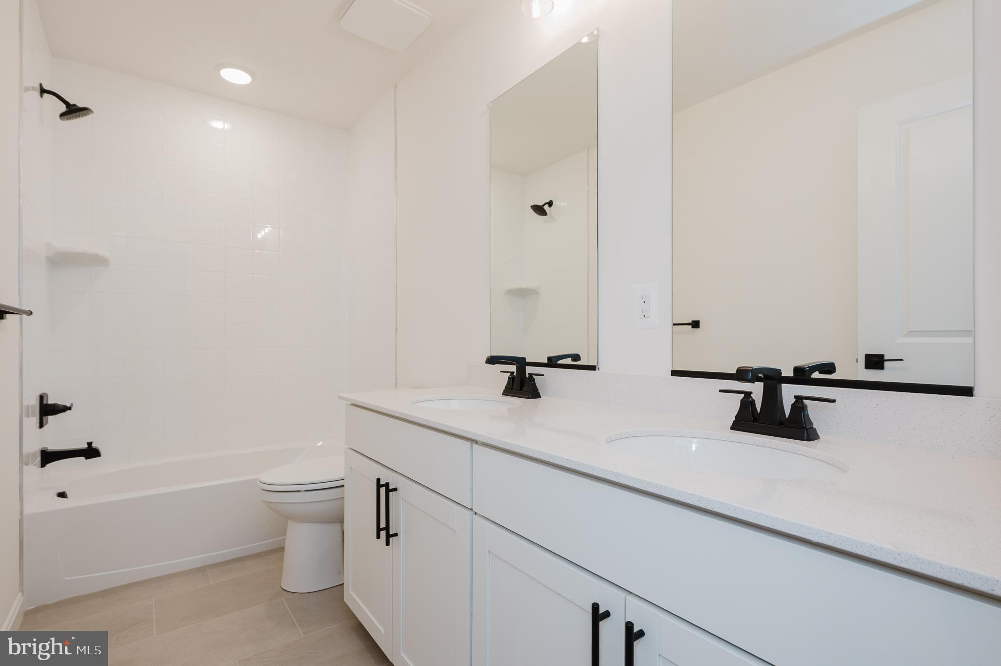 ROBERTS CROSSING - Residential