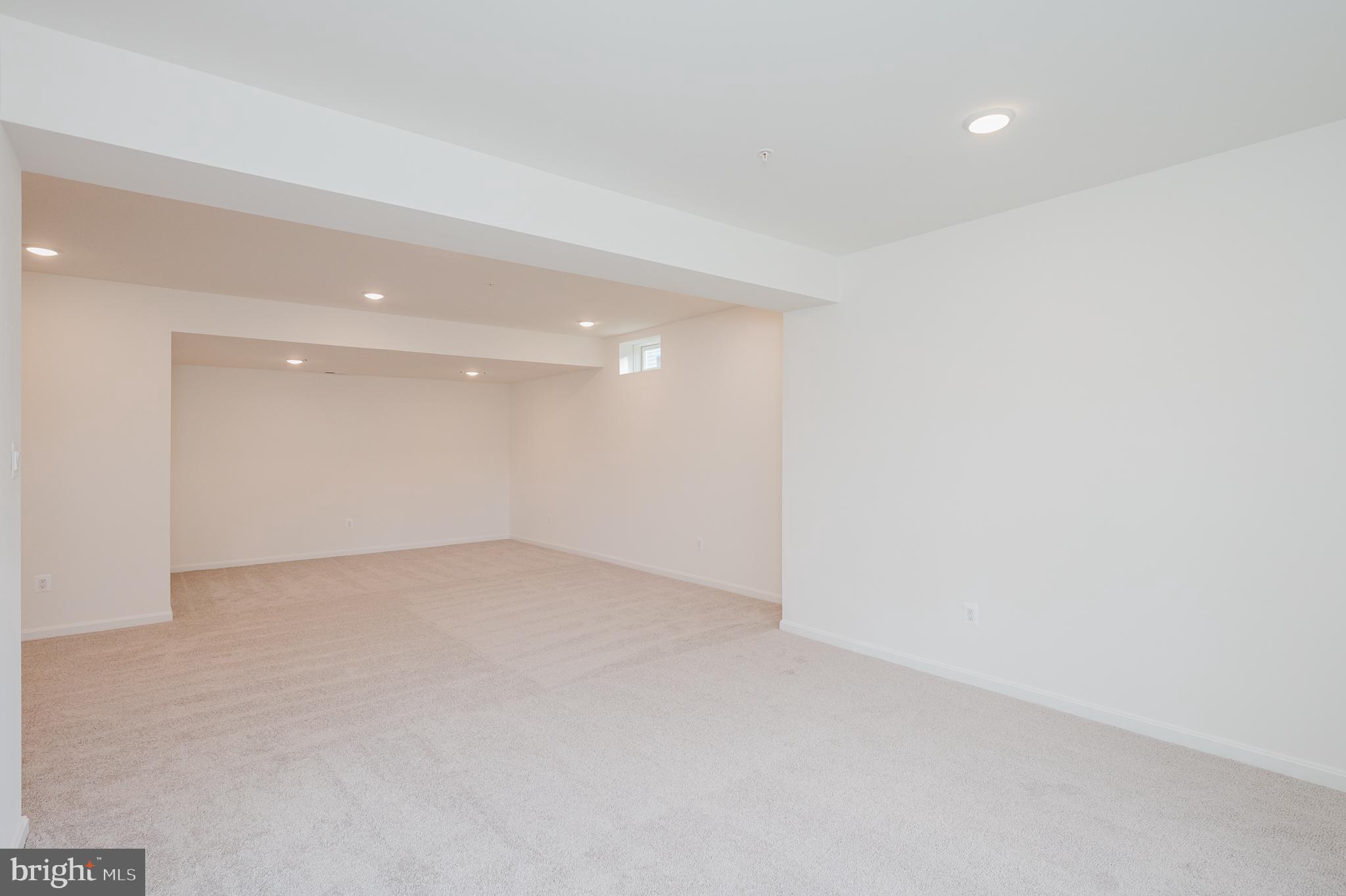 ROBERTS CROSSING - Residential