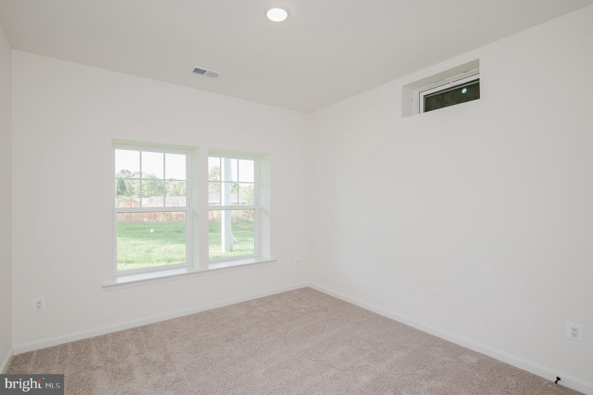 ROBERTS CROSSING - Residential