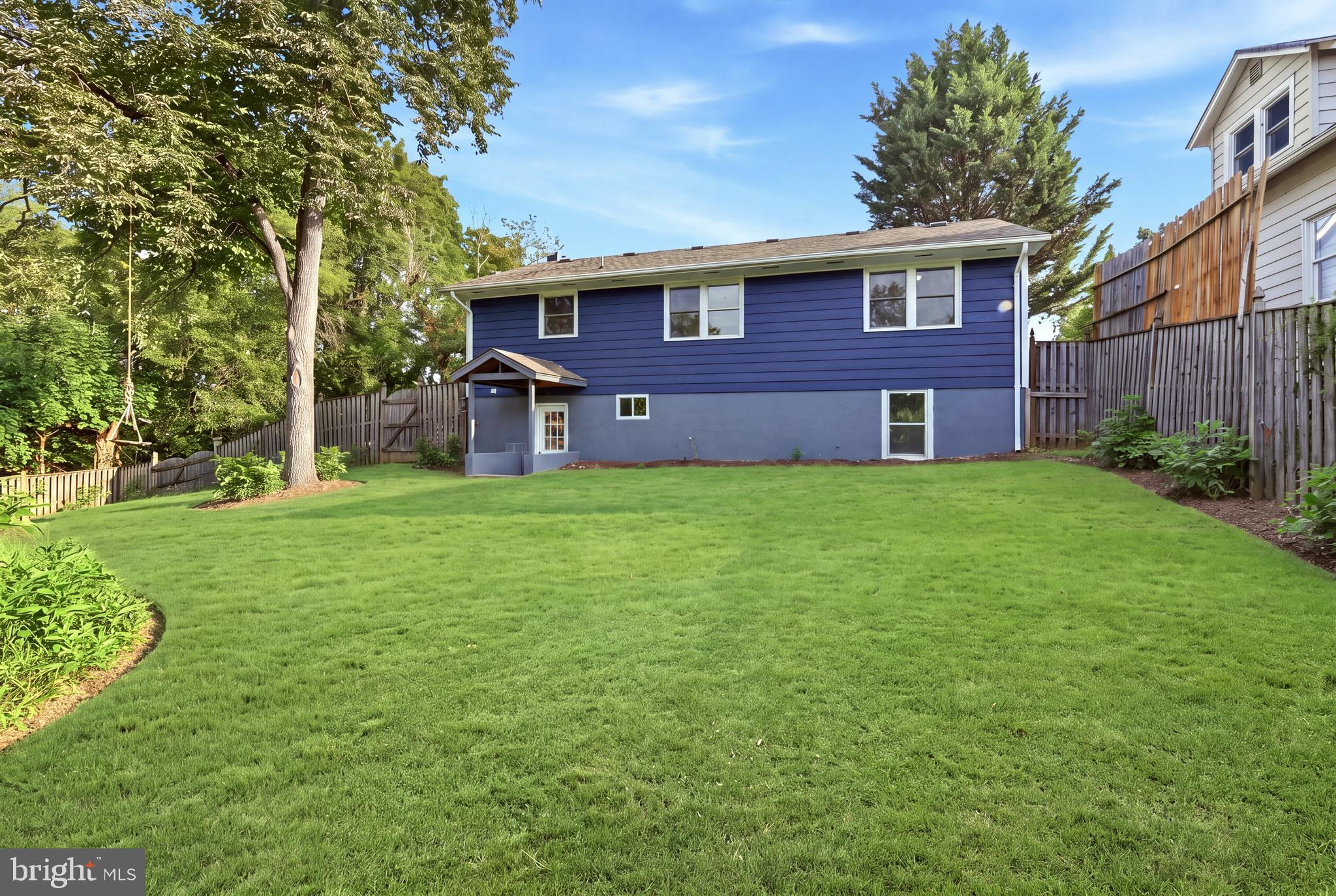 124 DINKLE DRIVE