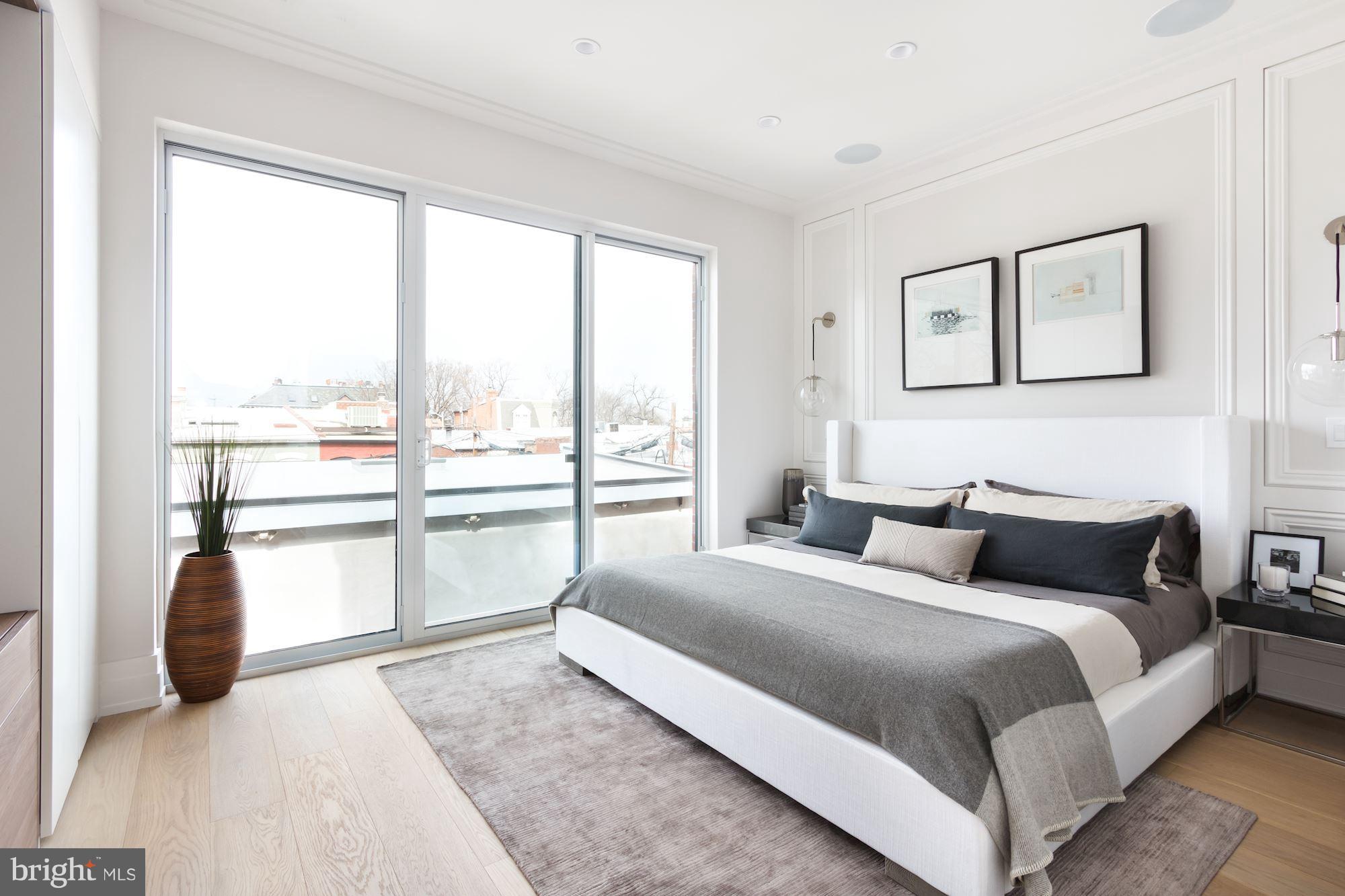 CAPITOL HILL - Residential