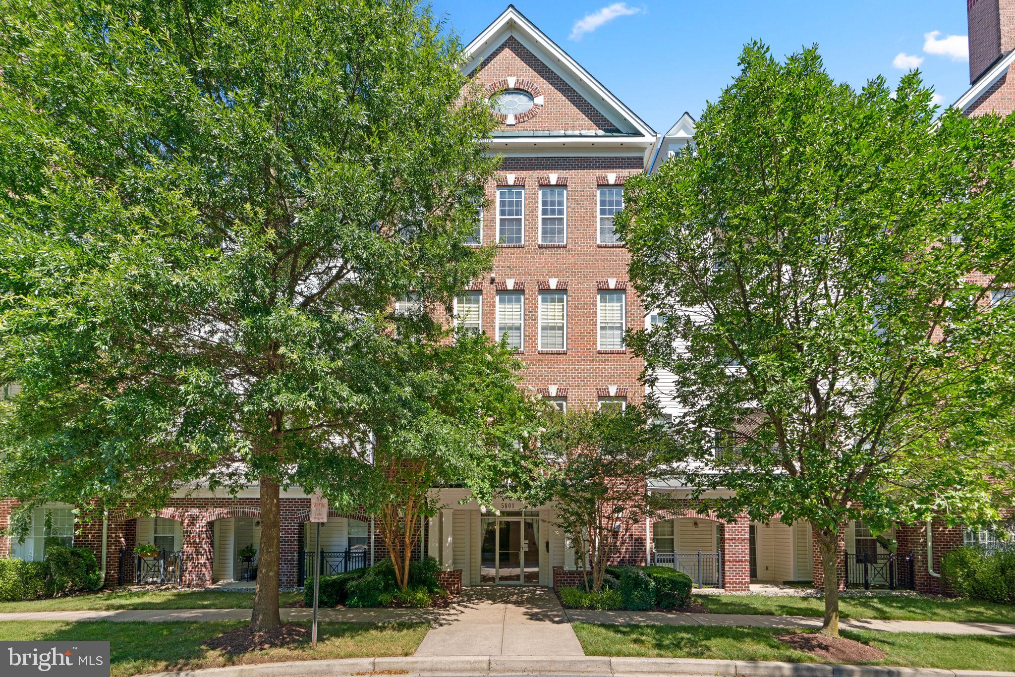 VILLAGE OF RIVER HILL - Residential Lease