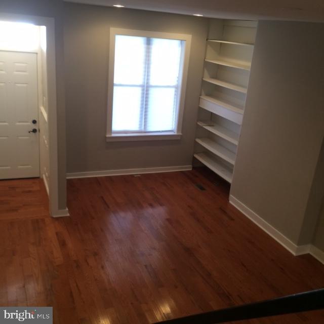 PHILADELPHIA (NORTHWEST) - Residential