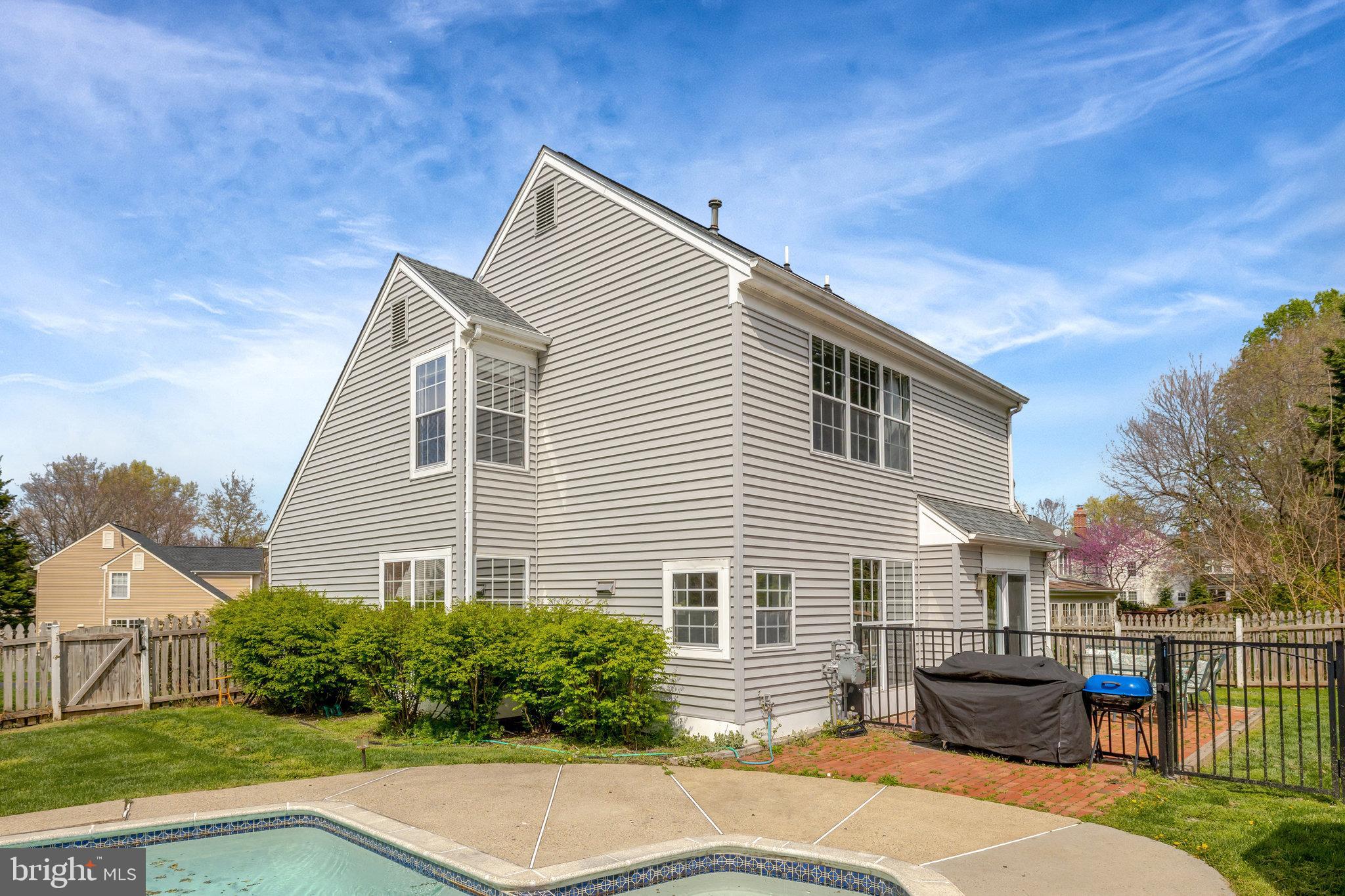 DRANESVILLE ESTATES - Residential