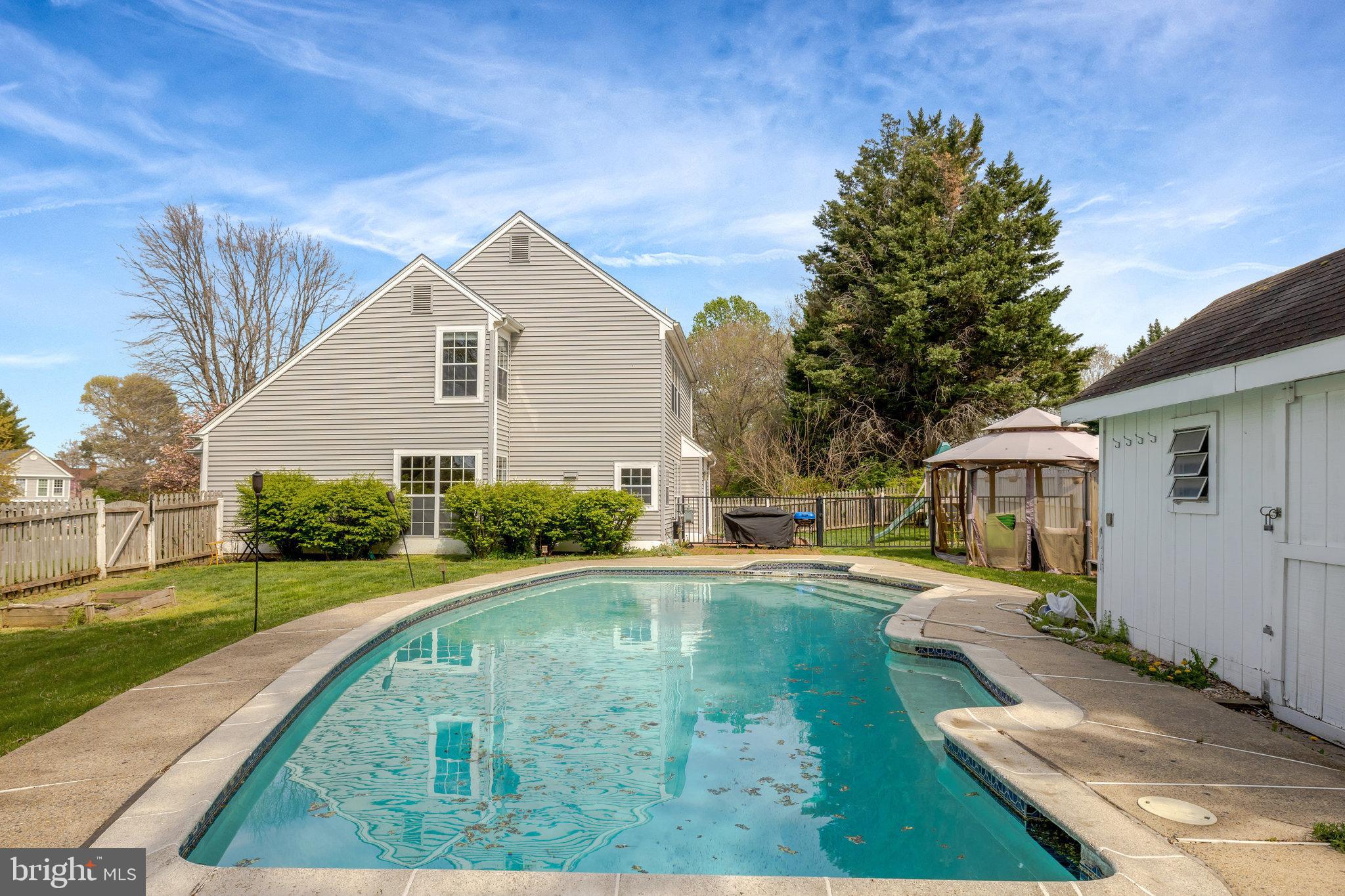 DRANESVILLE ESTATES - Residential