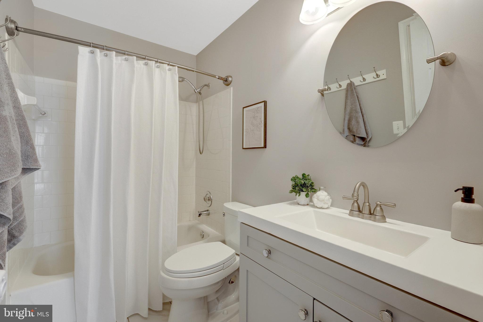 DRANESVILLE ESTATES - Residential