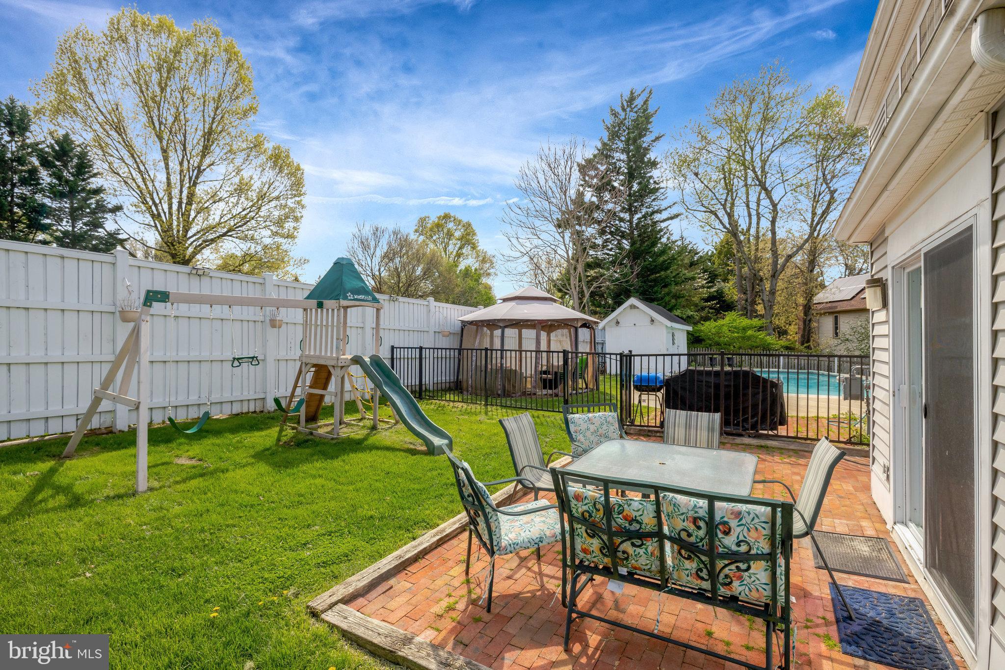 DRANESVILLE ESTATES - Residential