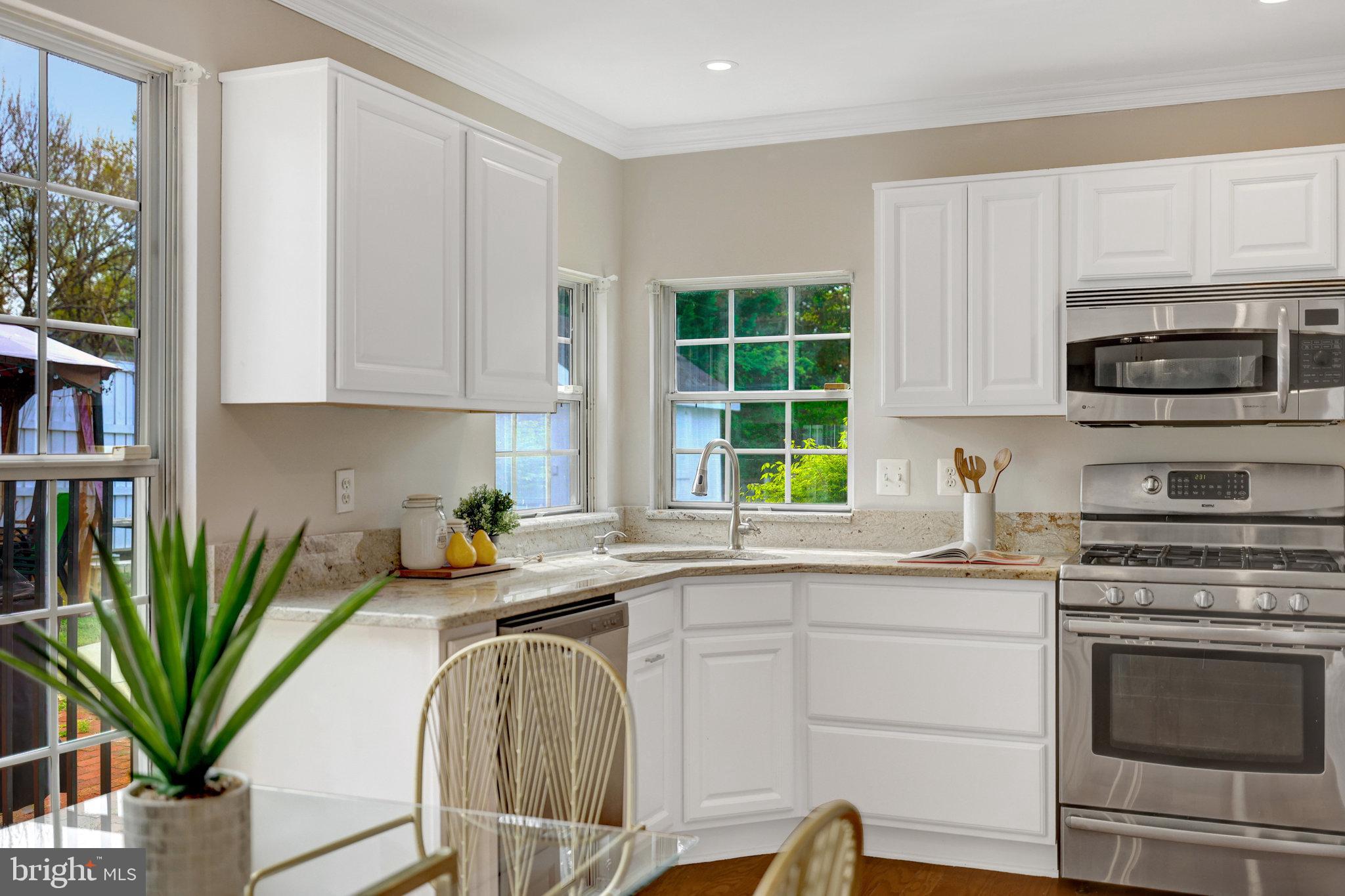 DRANESVILLE ESTATES - Residential