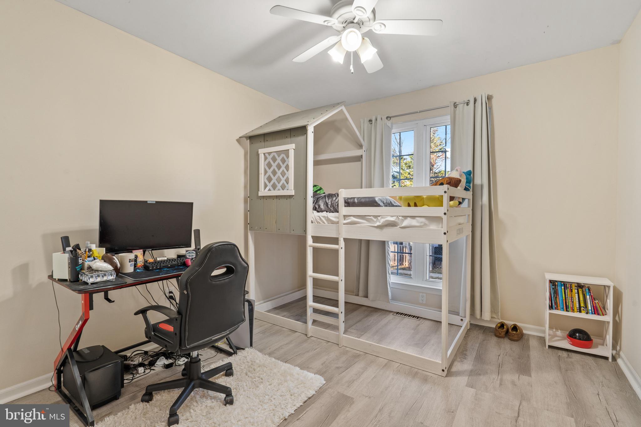 BURKE CENTRE - Residential Lease