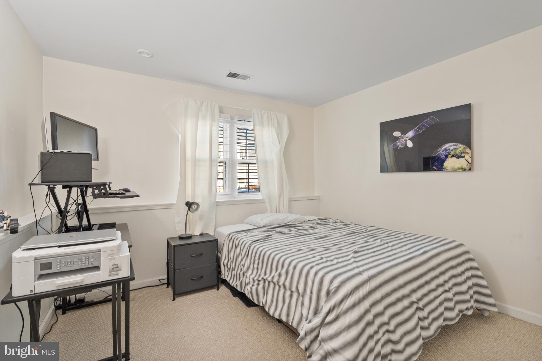 BURKE CENTRE - Residential Lease